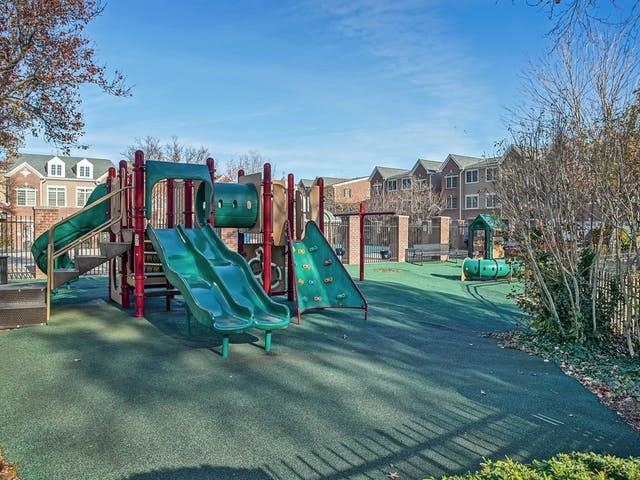 481 BUFFALO CT