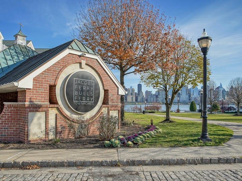 481 BUFFALO CT