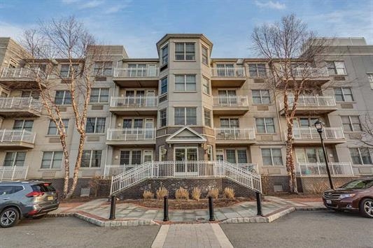 15 FREEDOM WAY Unit 401