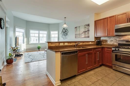 15 FREEDOM WAY Unit 401