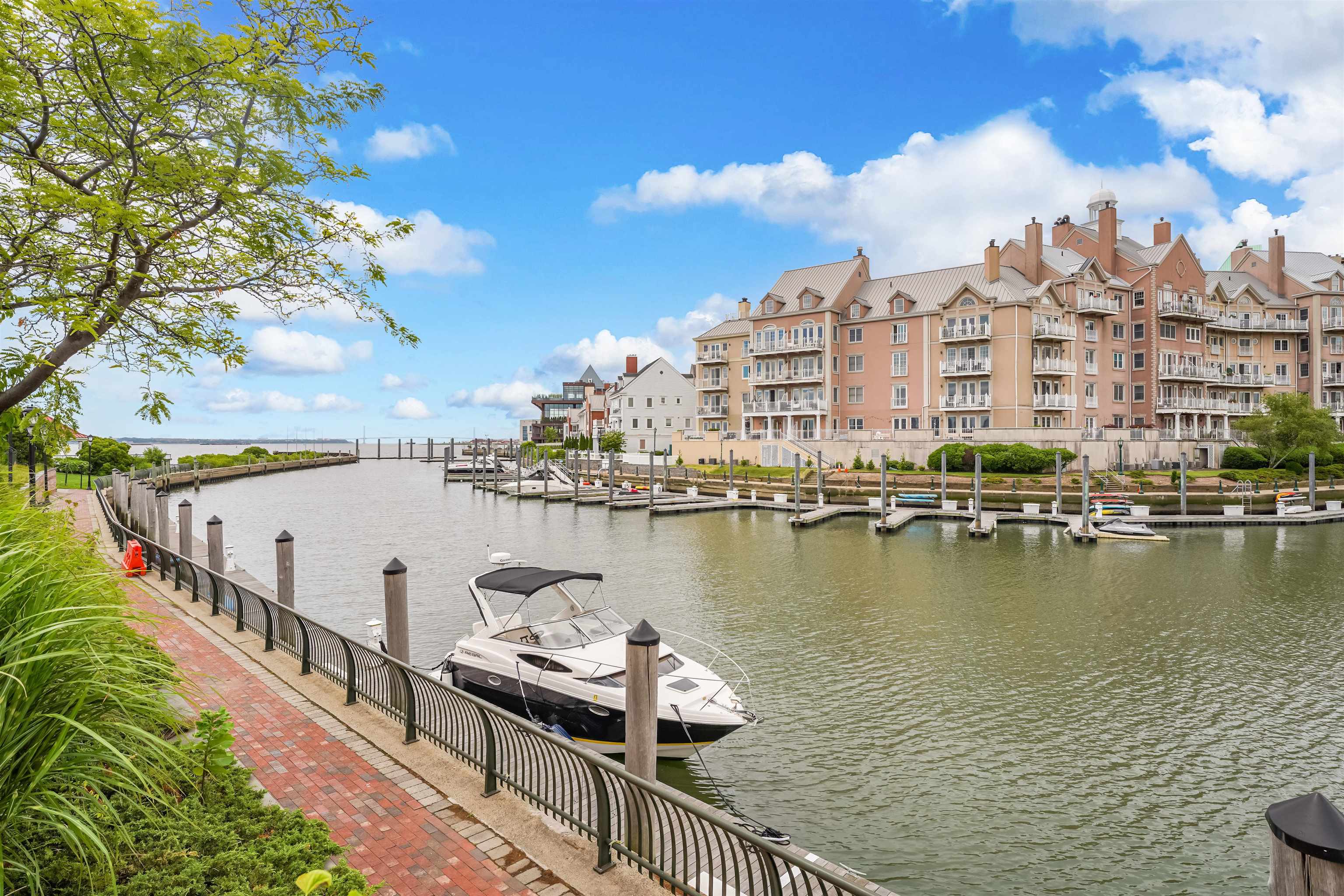 15 FREEDOM WAY Unit 401