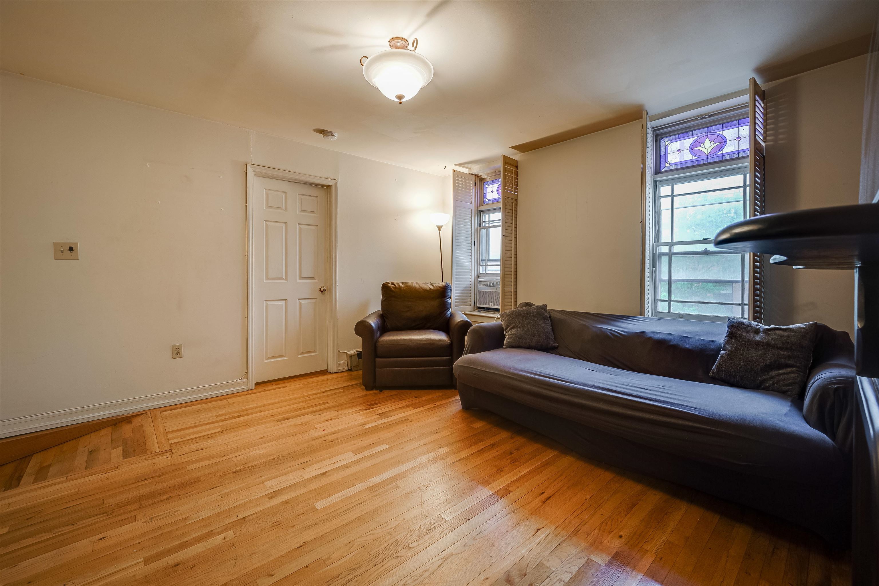 205 14TH ST Unit 3L