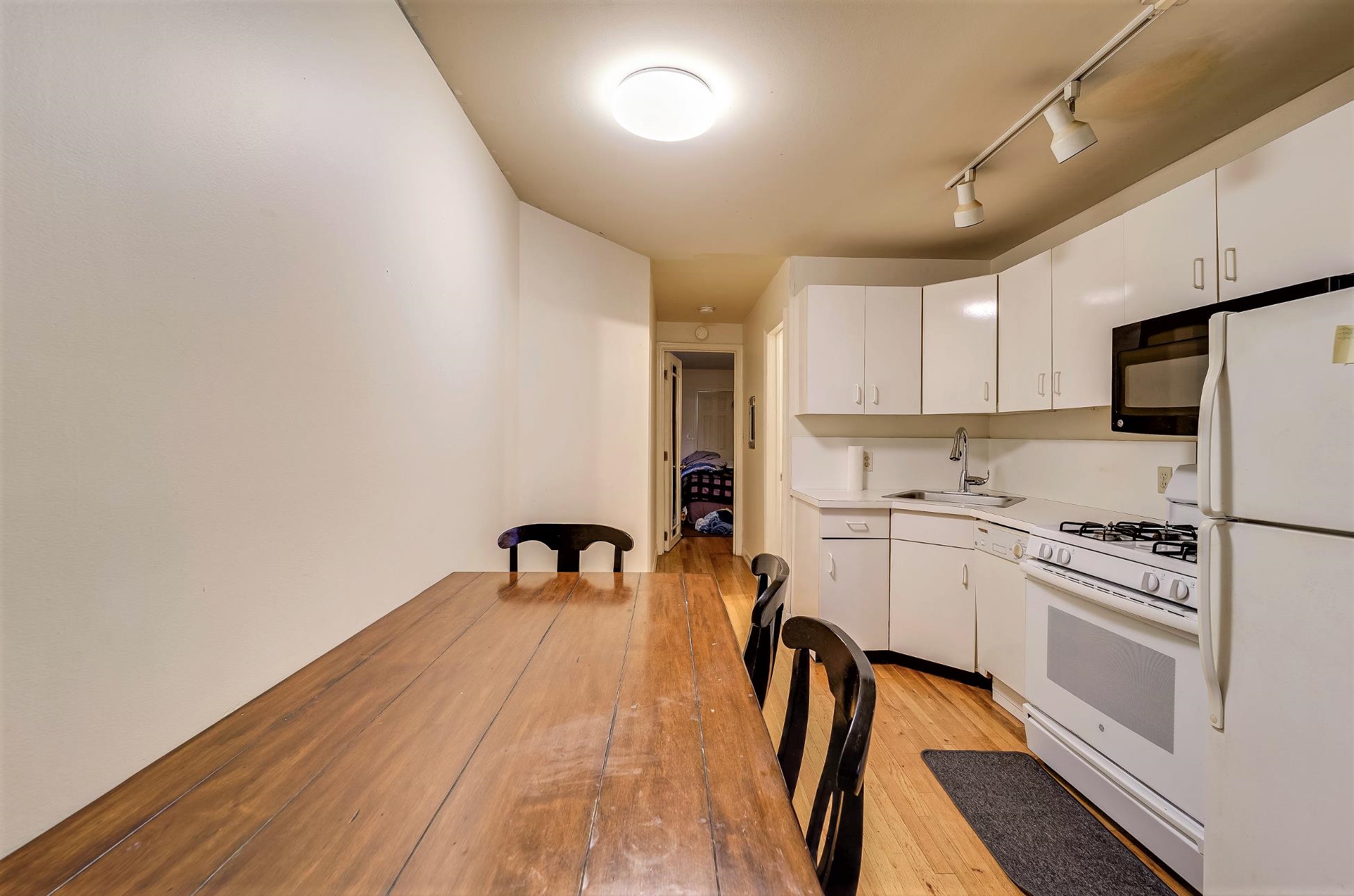 205 14TH ST Unit 3L
