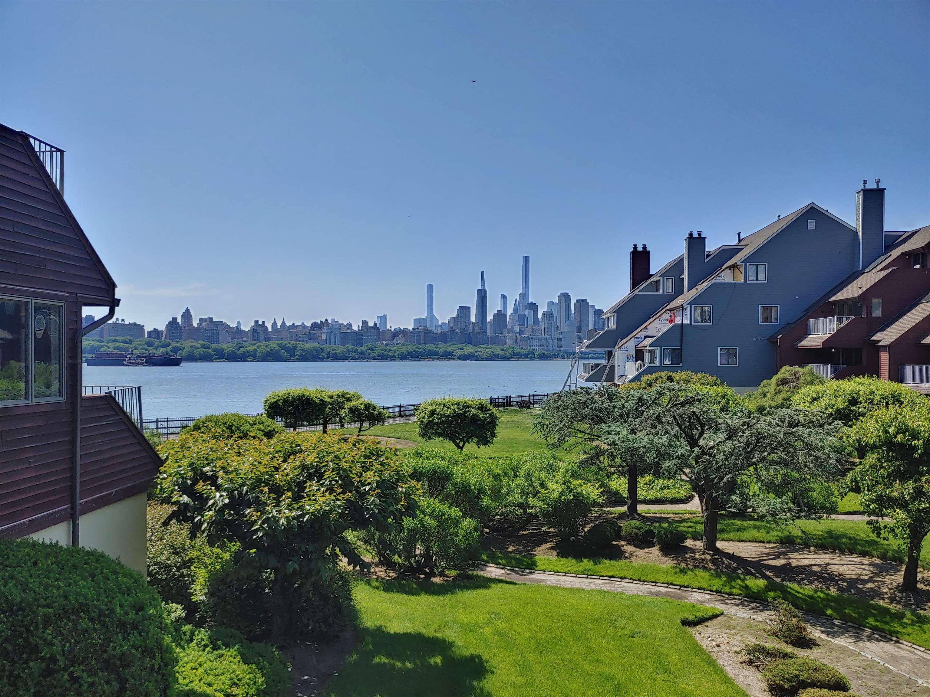 6A COVE LANE