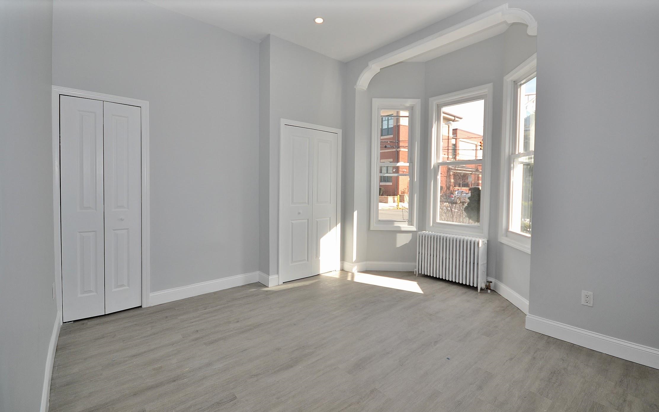 1515 KERRIGAN AVE