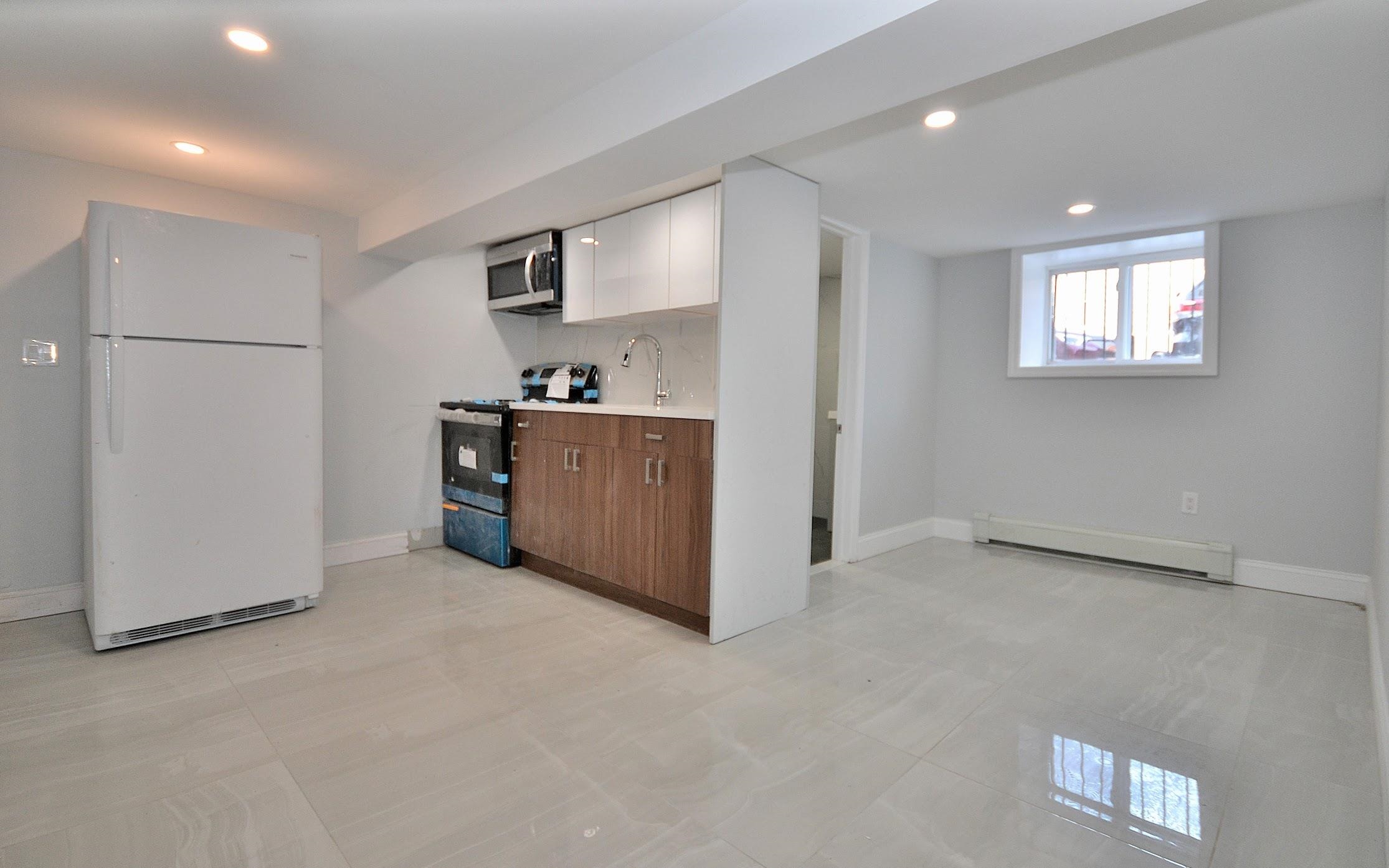 1515 KERRIGAN AVE