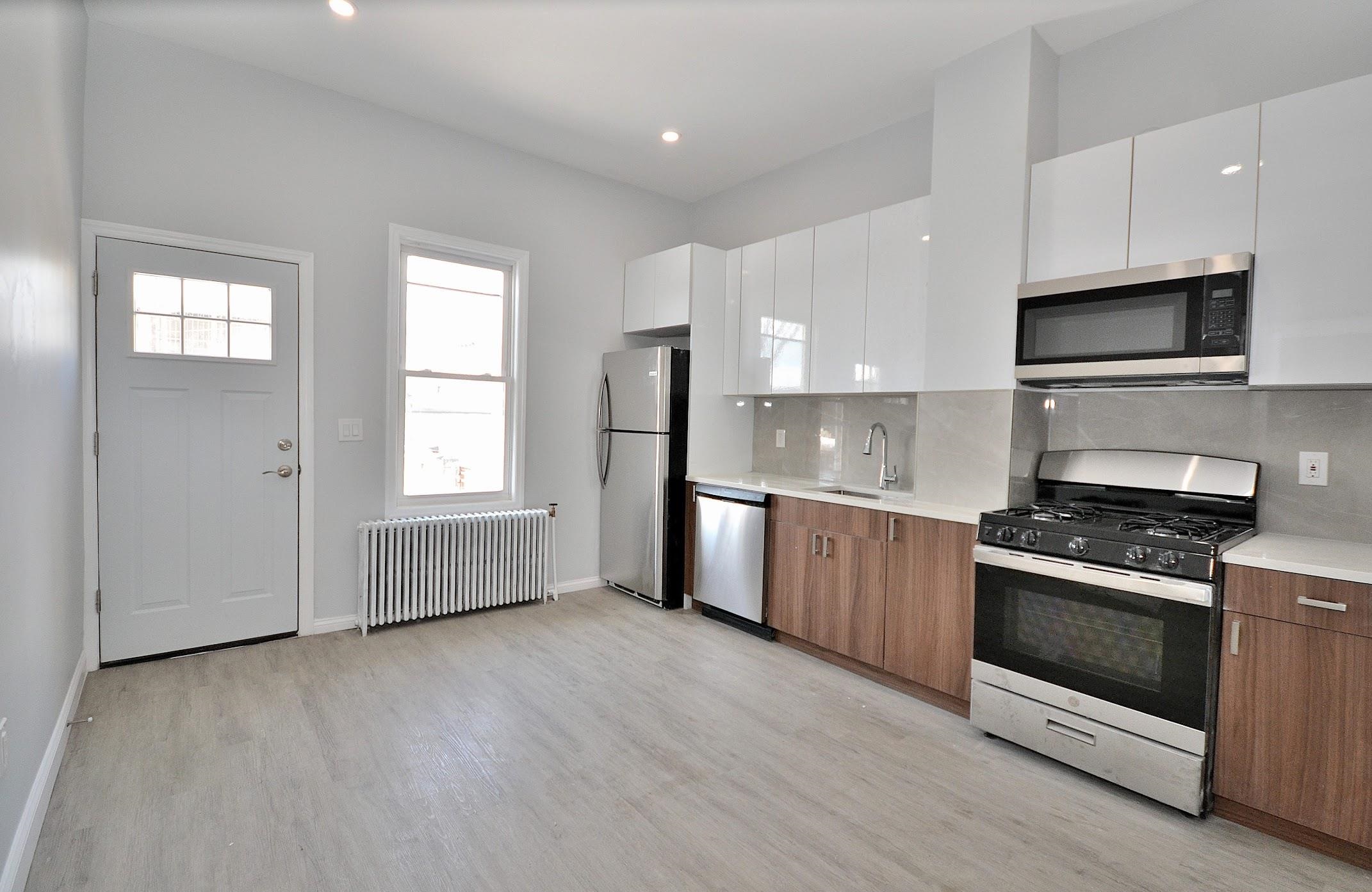 1515 KERRIGAN AVE