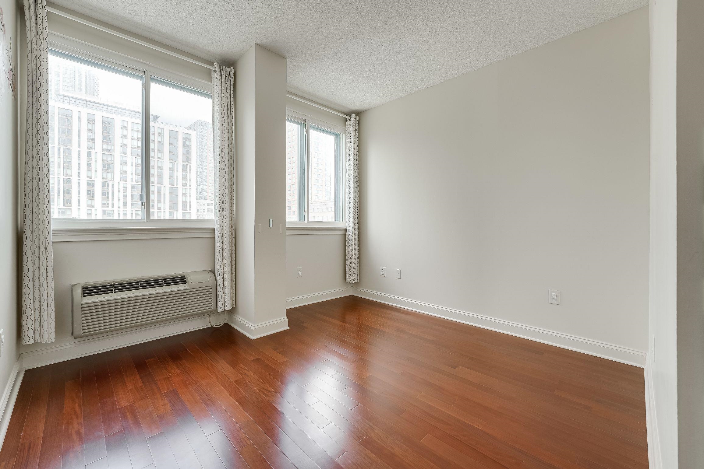 311 WASHINGTON ST Unit 7D