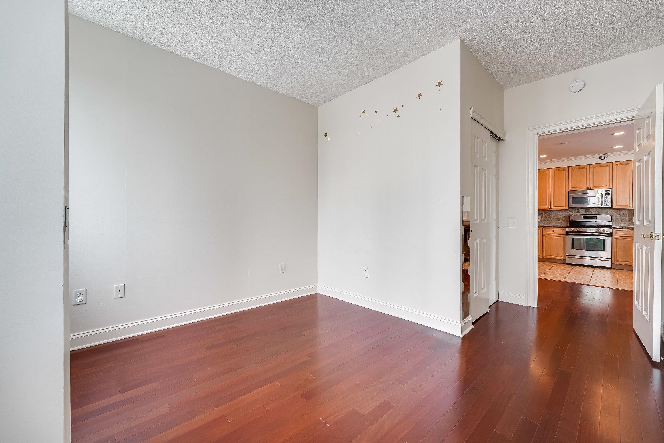 311 WASHINGTON ST Unit 7D