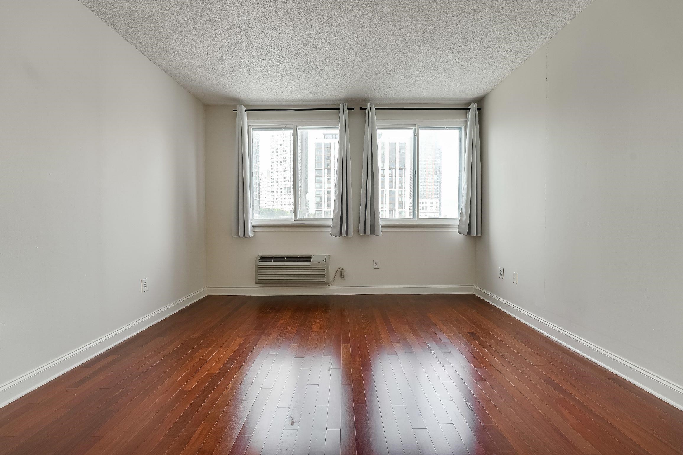 311 WASHINGTON ST Unit 7D