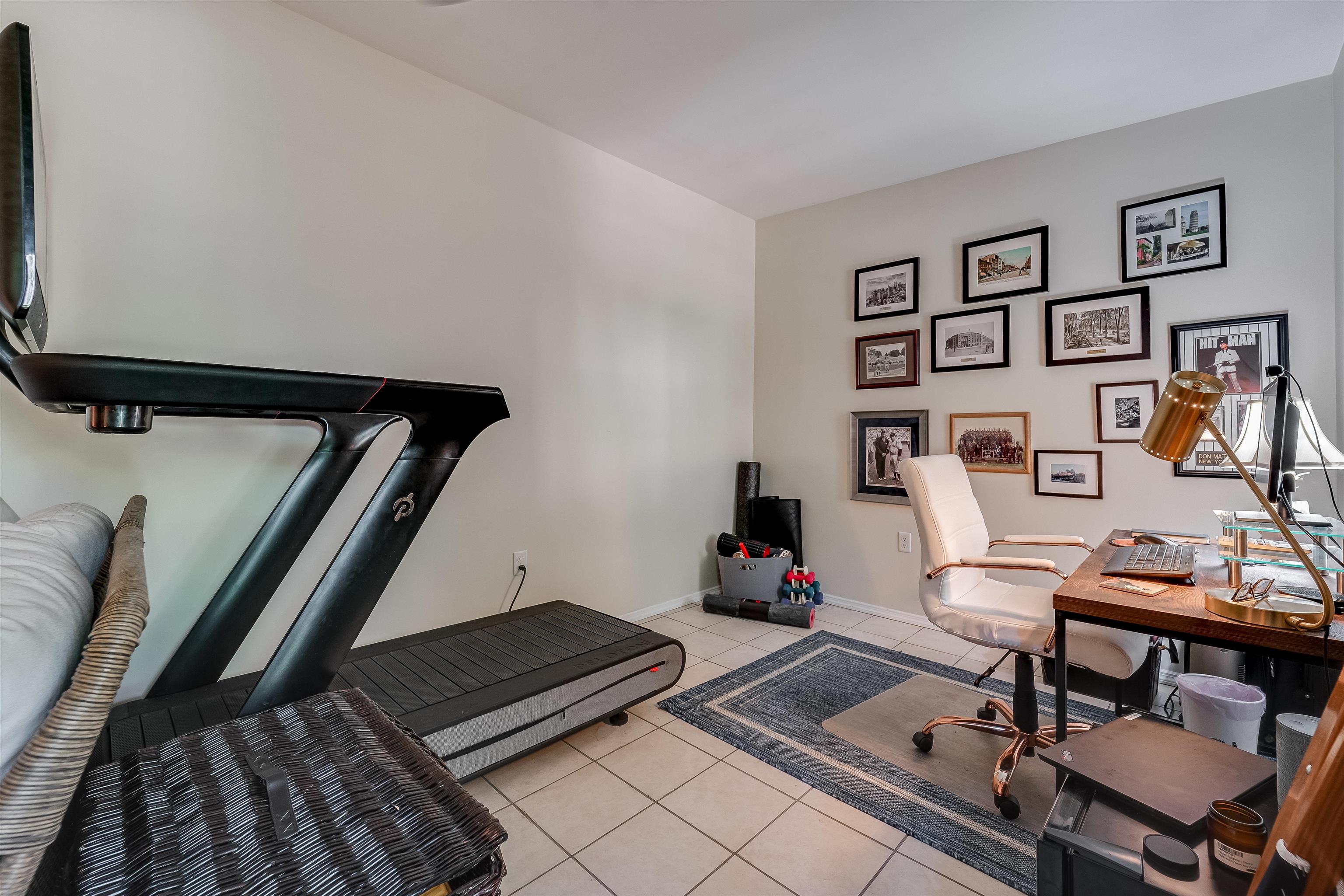 830 BLOOMFIELD ST Unit 1