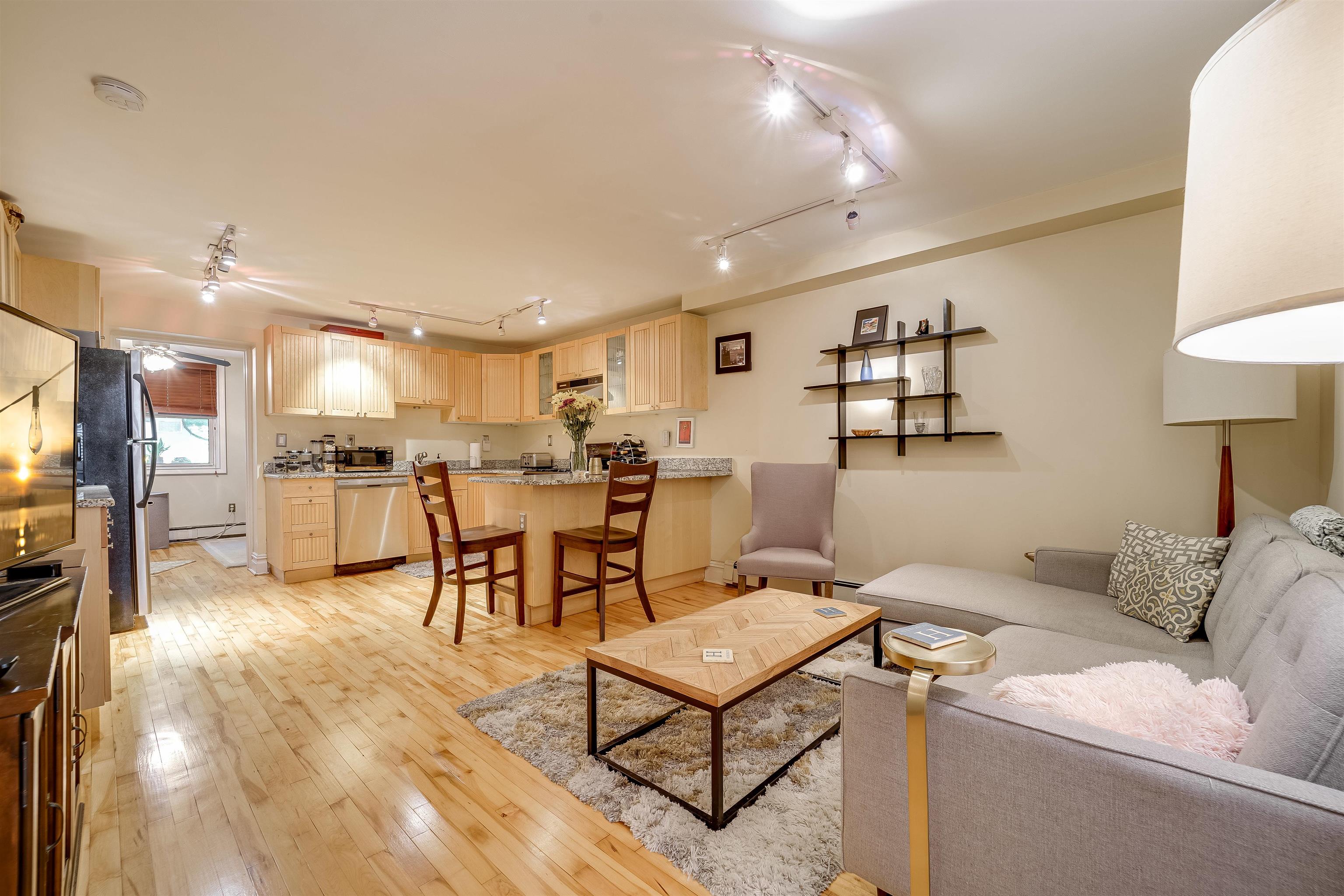 830 BLOOMFIELD ST Unit 1