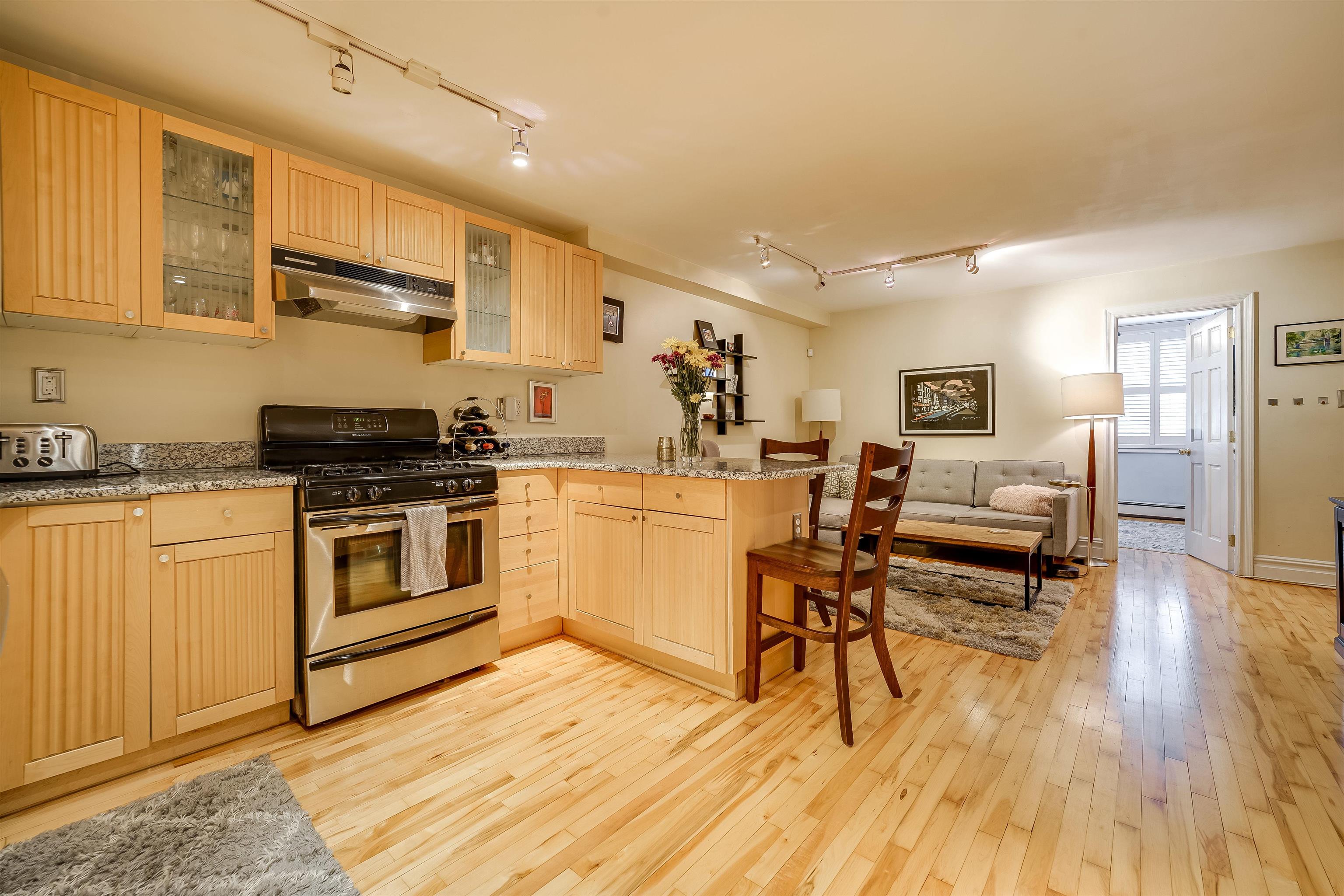 830 BLOOMFIELD ST Unit 1