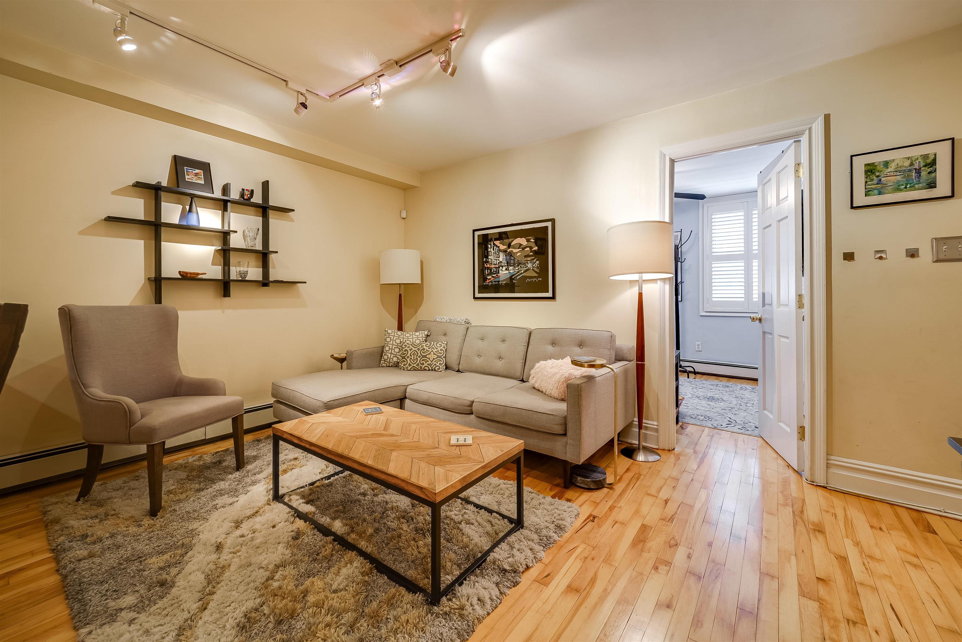 830 BLOOMFIELD ST Unit 1