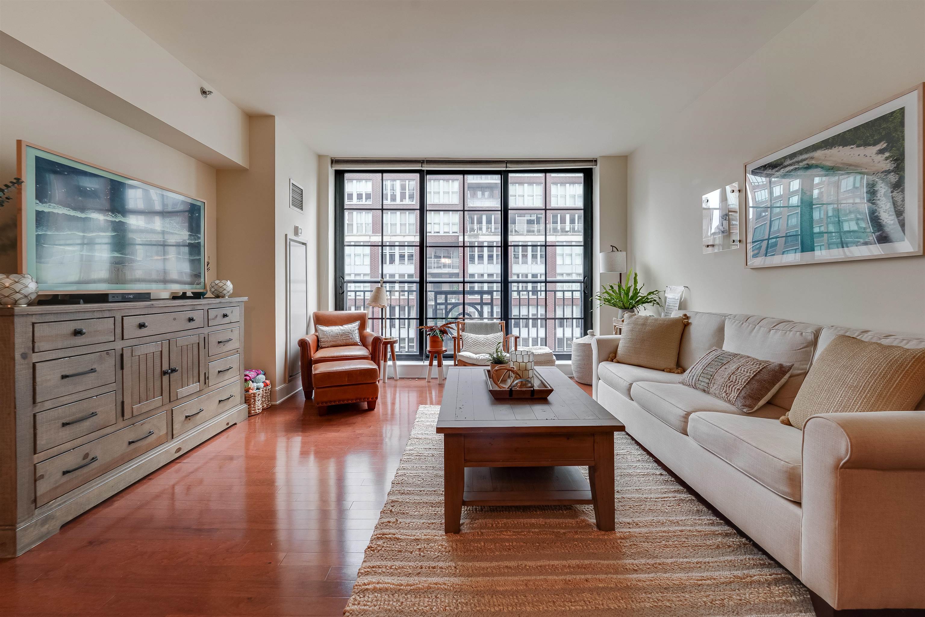 1025 MAXWELL LANE Unit 411