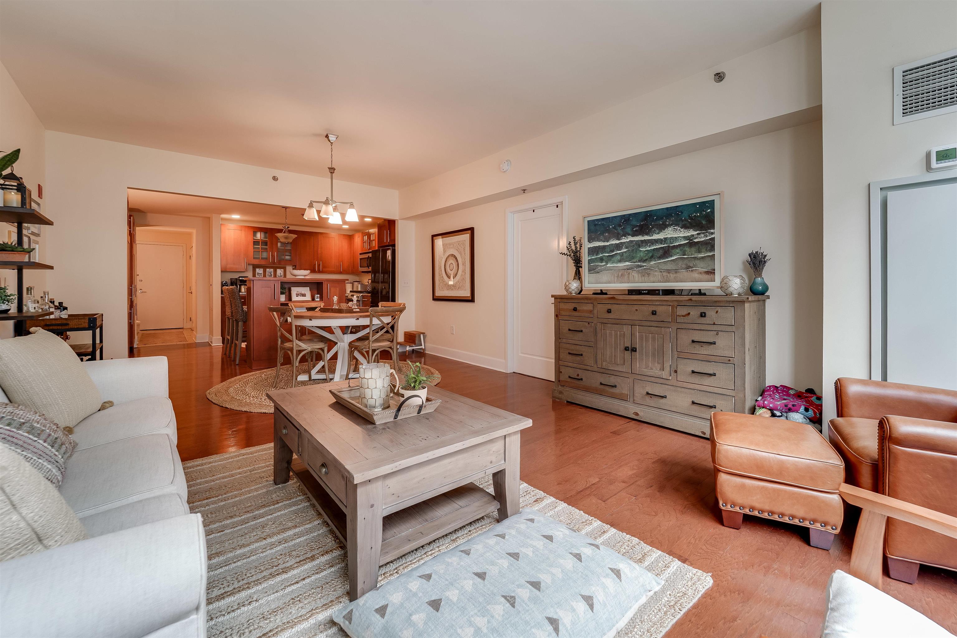 1025 MAXWELL LANE Unit 411