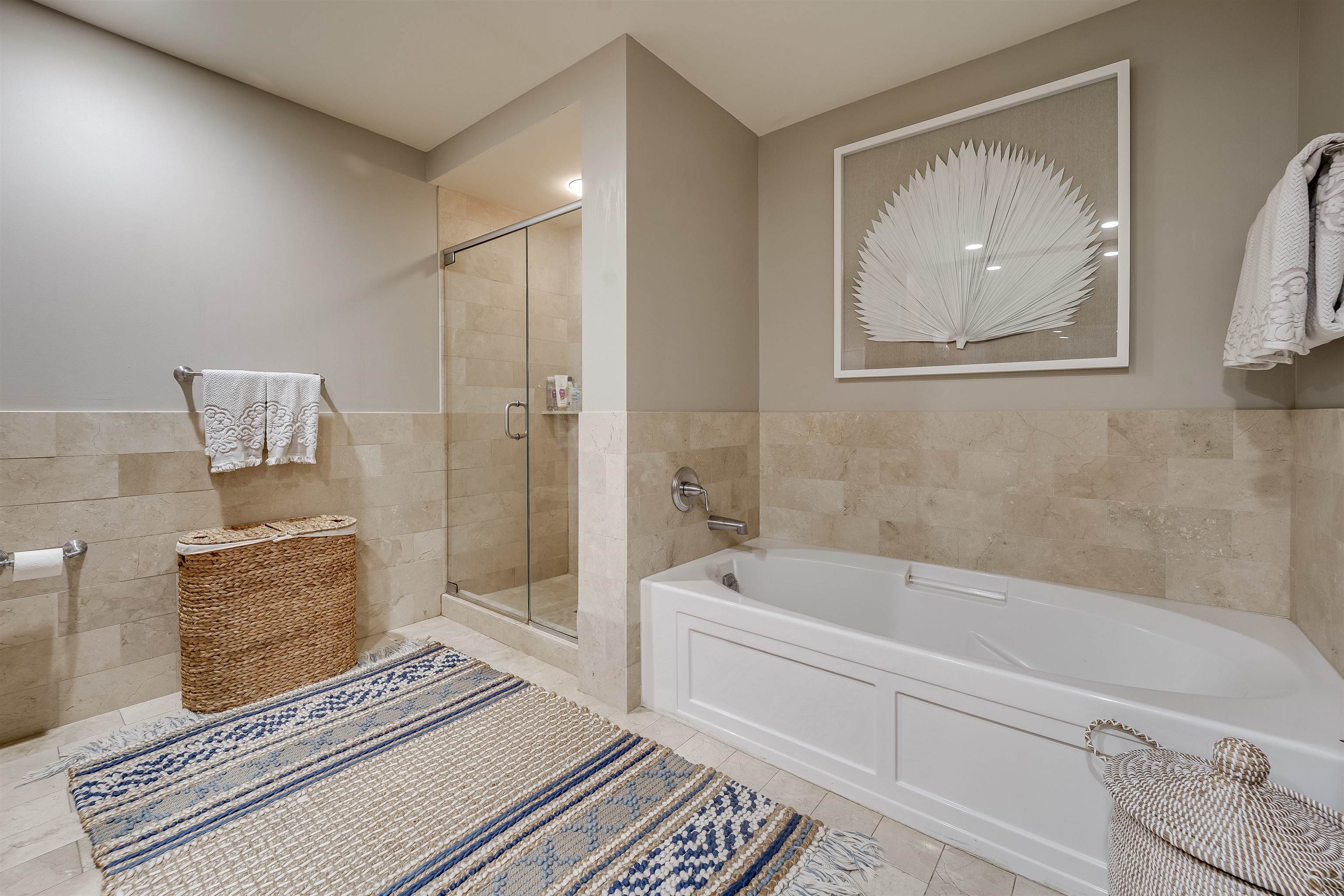 1025 MAXWELL LANE Unit 411