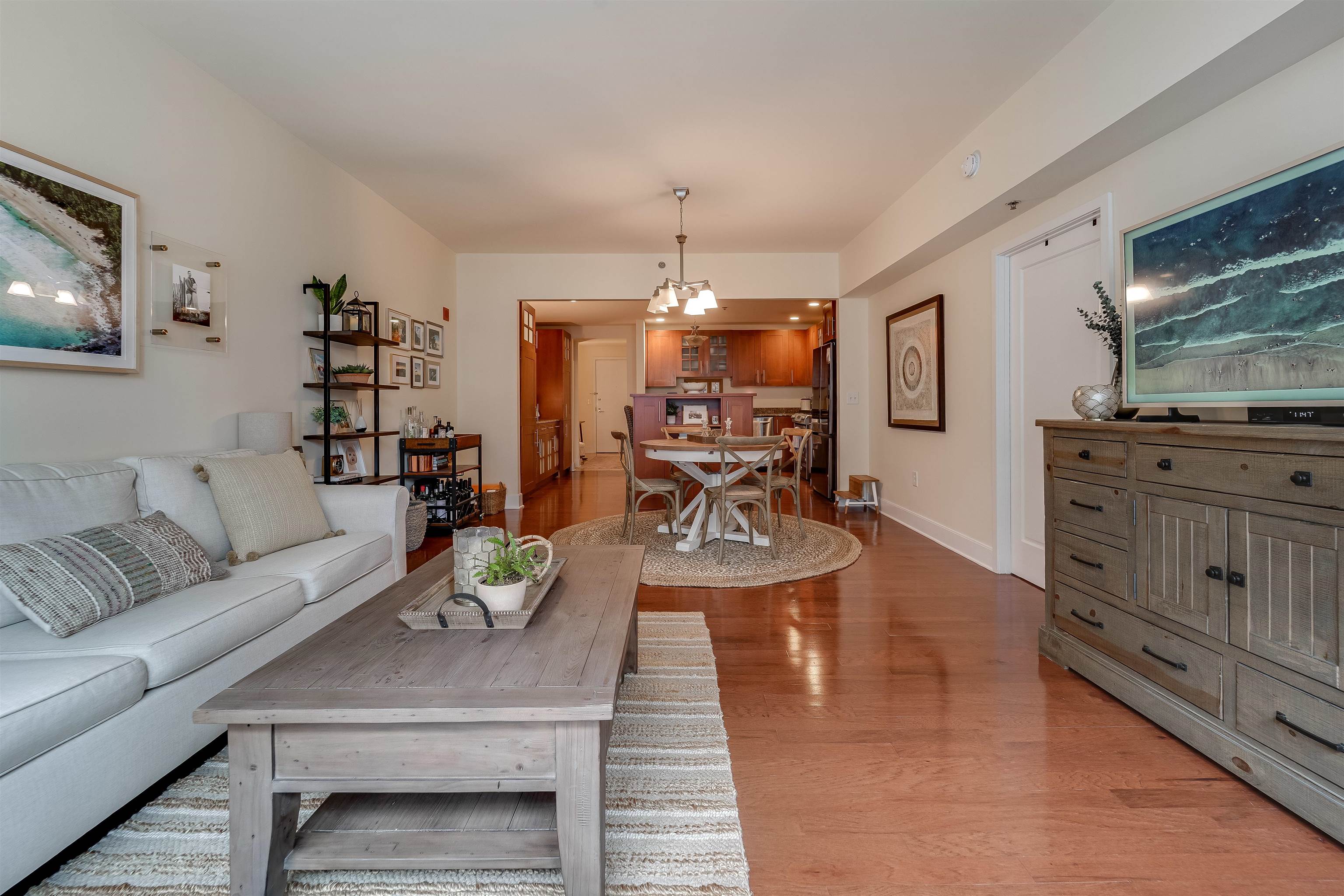 1025 MAXWELL LANE Unit 411