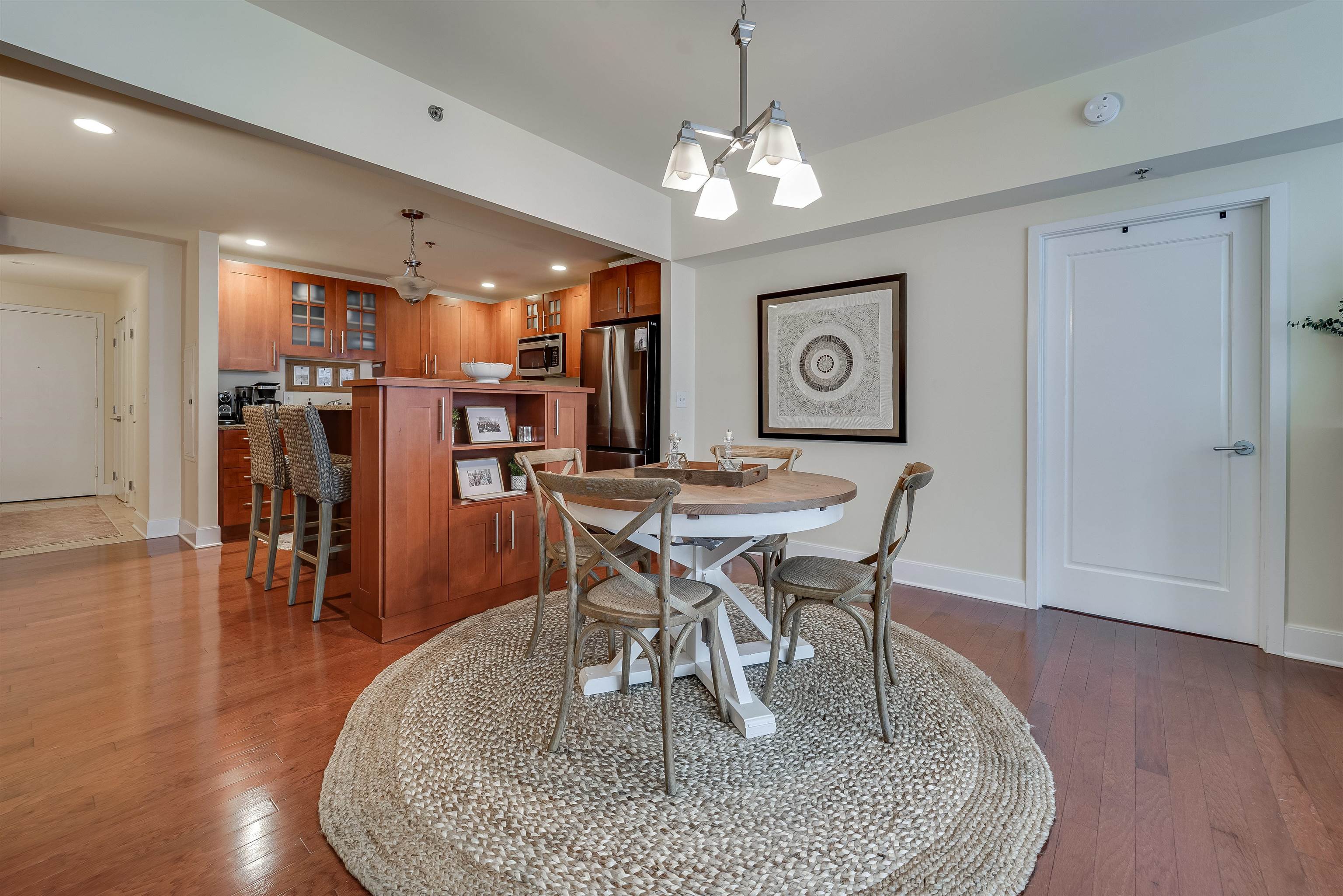 1025 MAXWELL LANE Unit 411