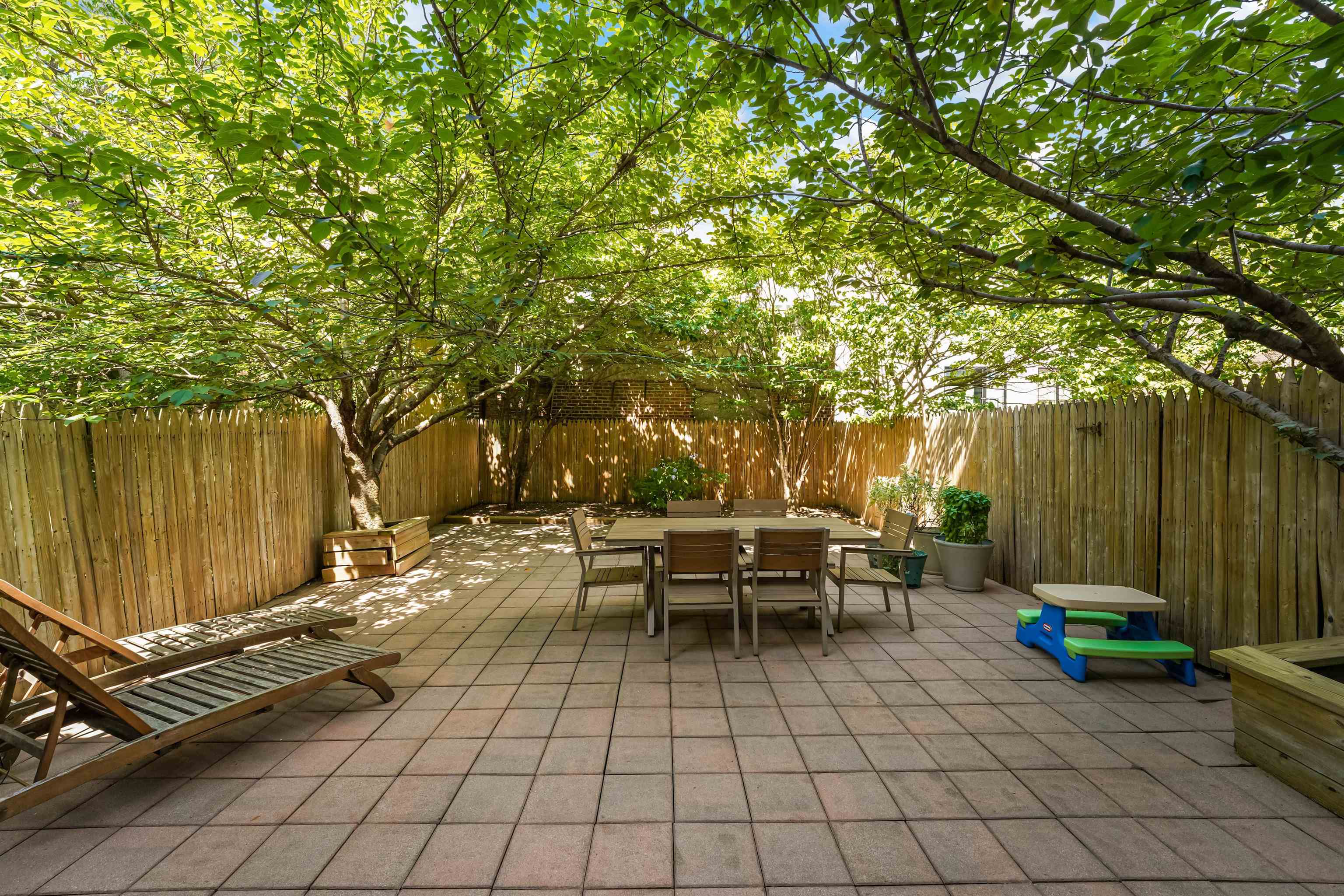 612 ADAMS ST Unit 1
