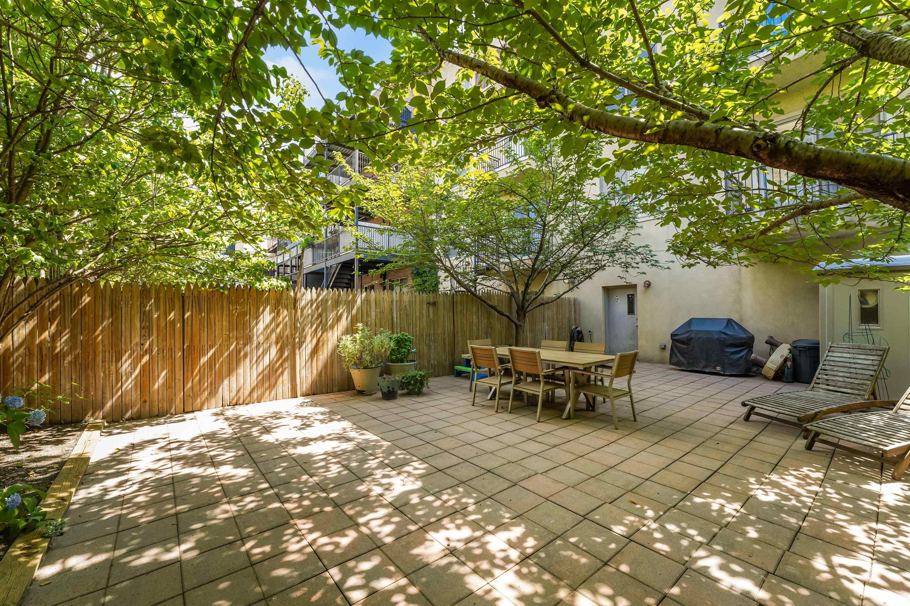 612 ADAMS ST Unit 1