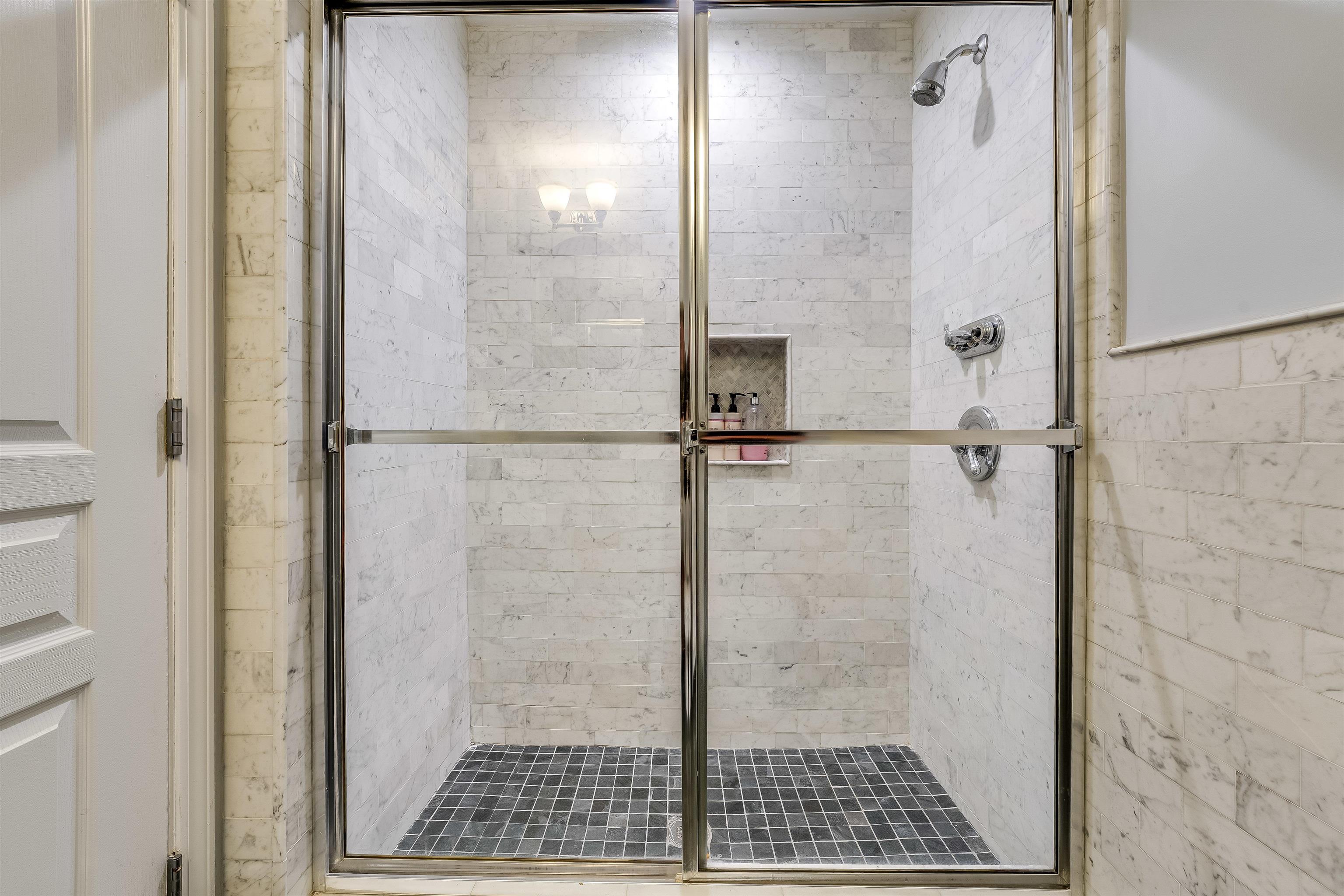 612 ADAMS ST Unit 1
