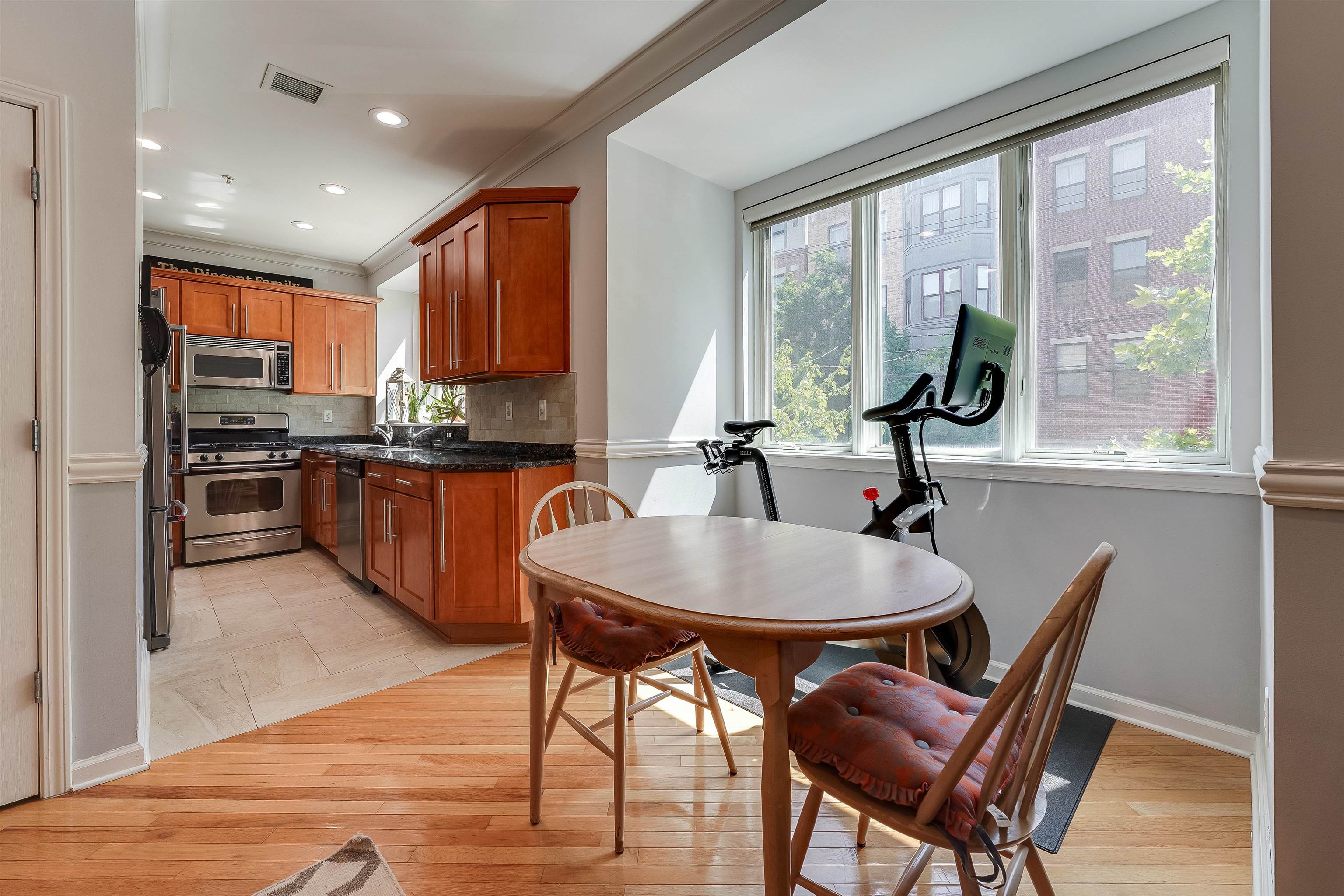 612 ADAMS ST Unit 1