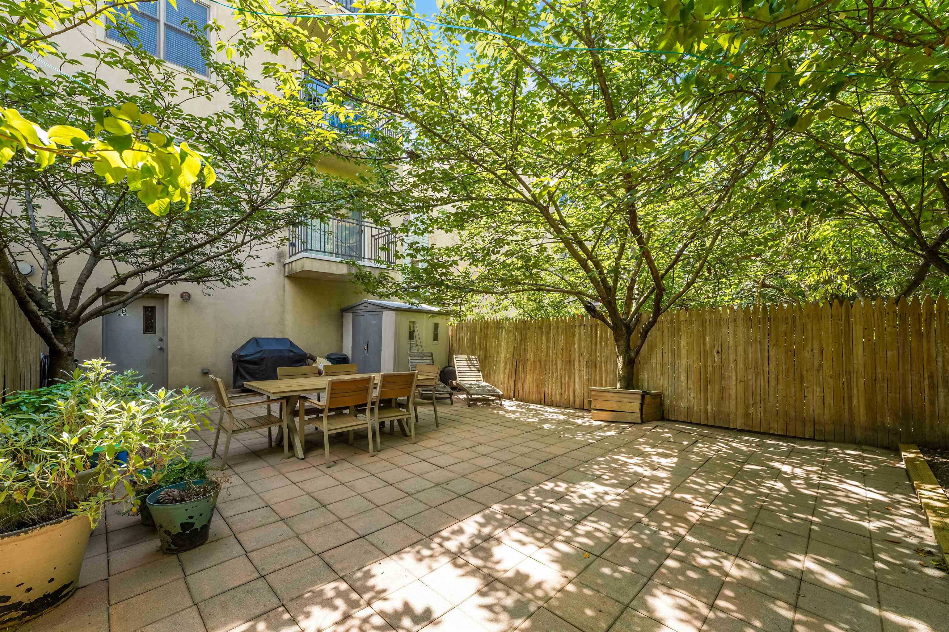 612 ADAMS ST Unit 1