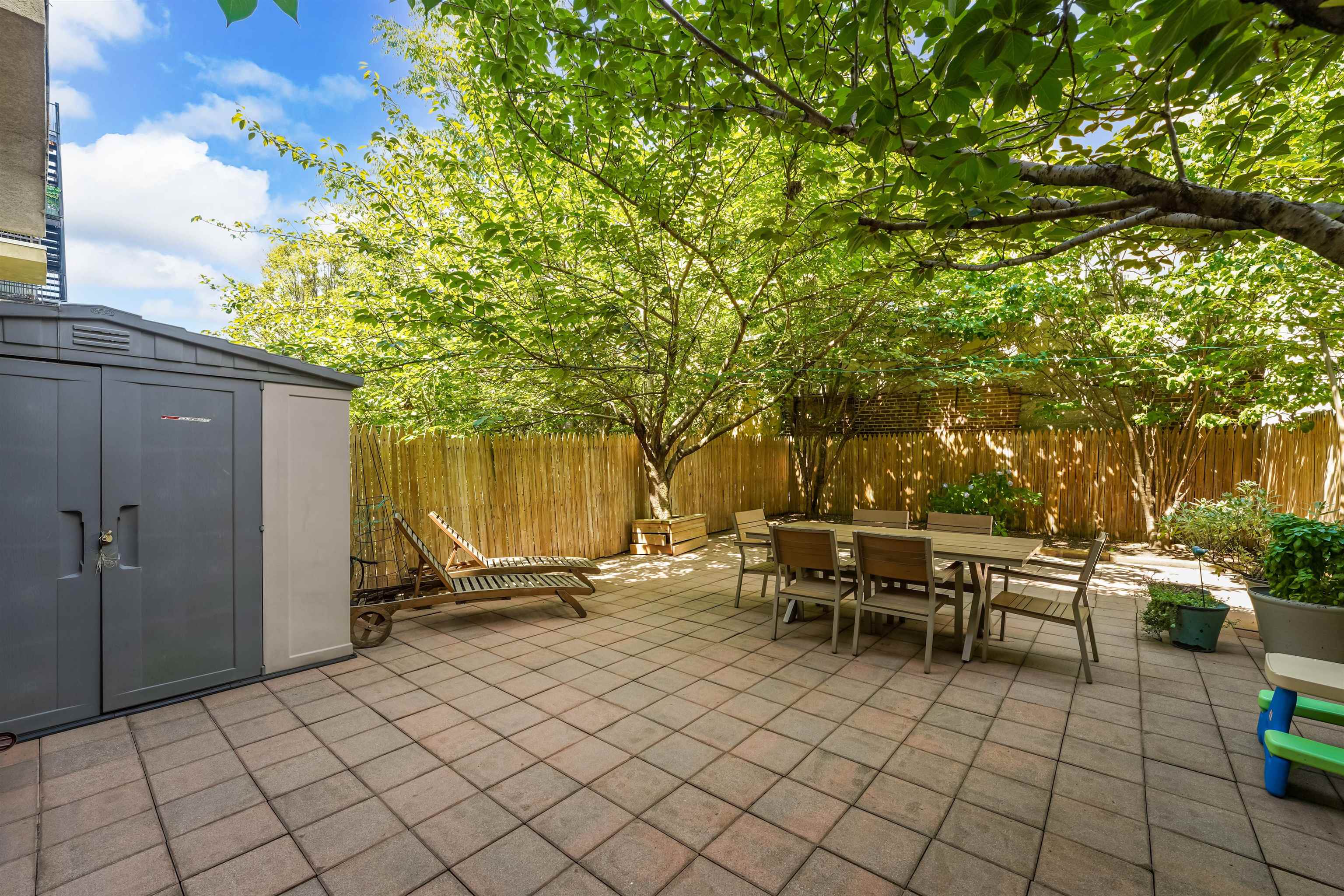 612 ADAMS ST Unit 1