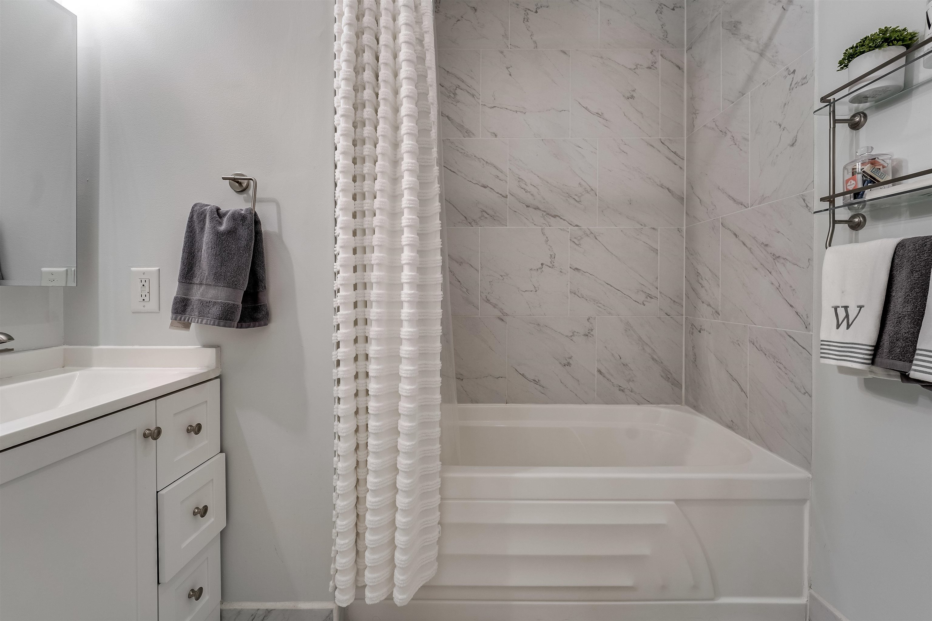 159 2ND ST Unit 402