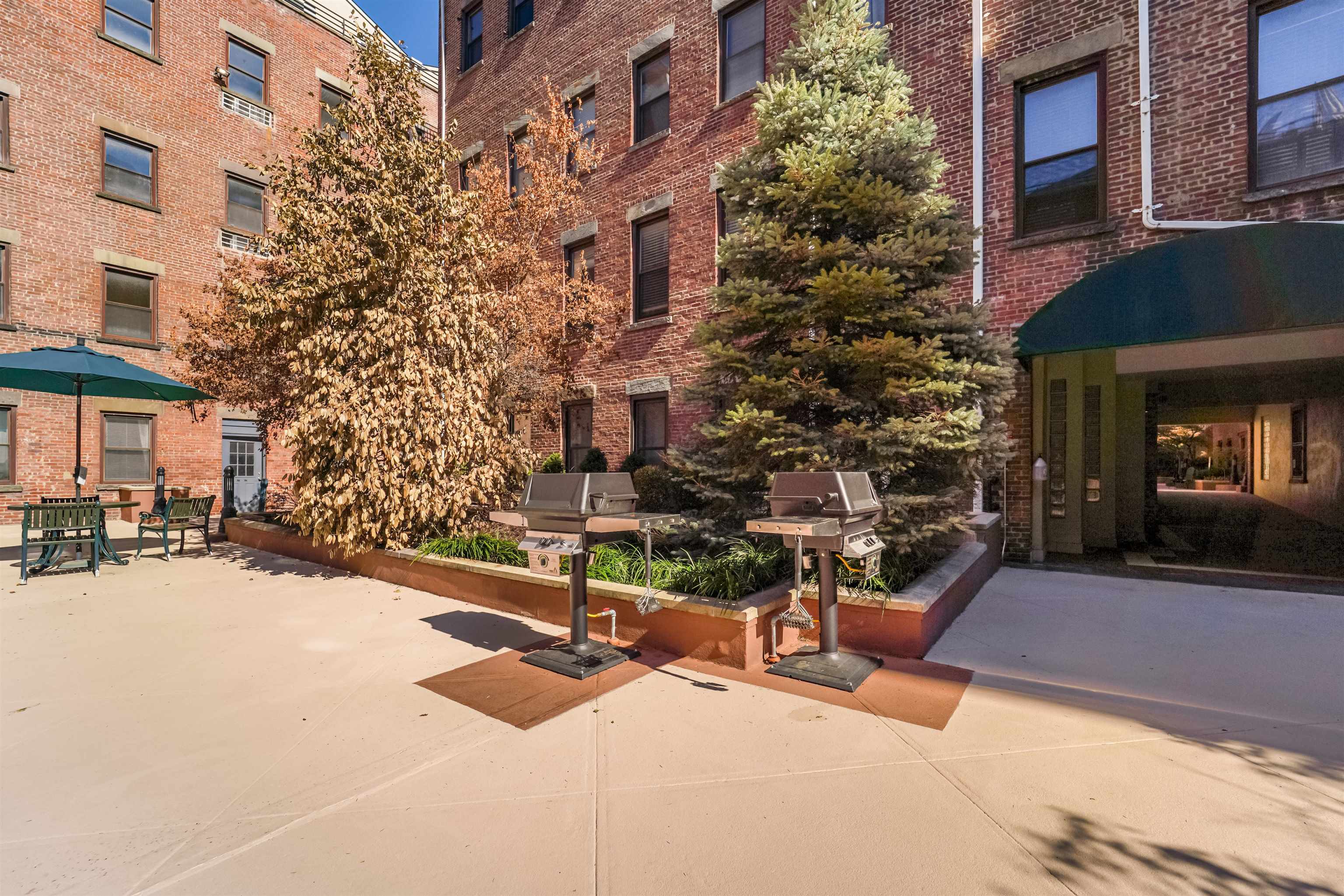 187 WAYNE ST Unit 407C