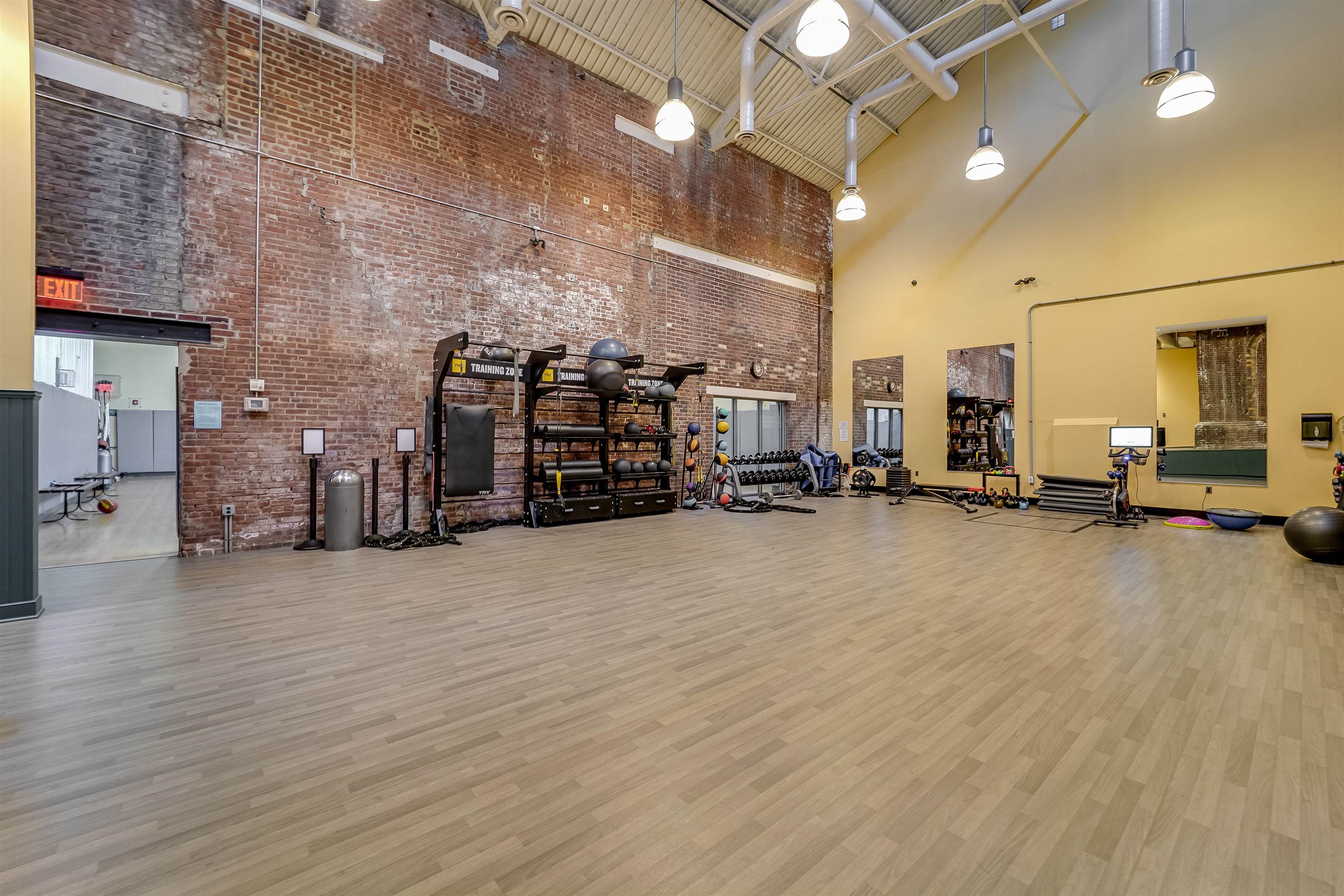 187 WAYNE ST Unit 407C