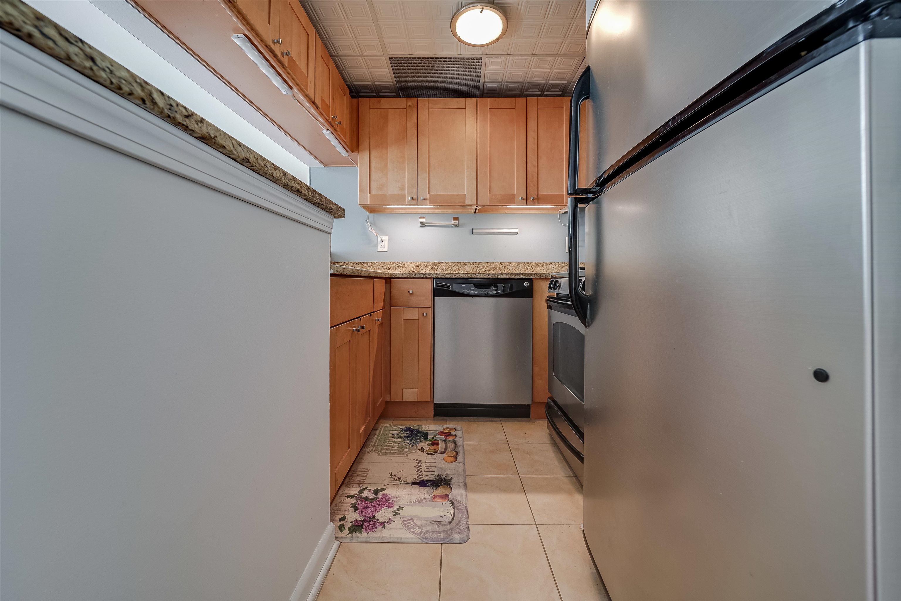 187 WAYNE ST Unit 407C