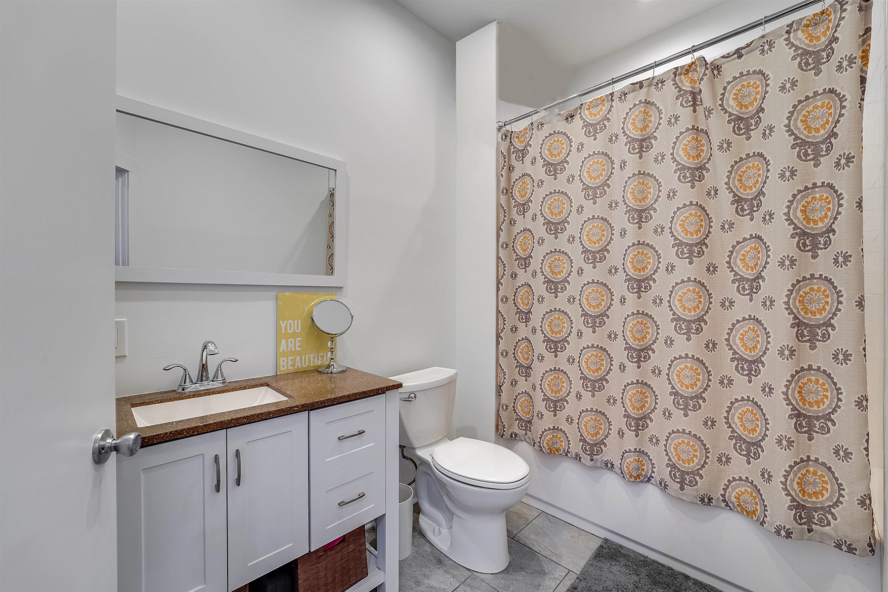 801 WILLOW AVE Unit 5R