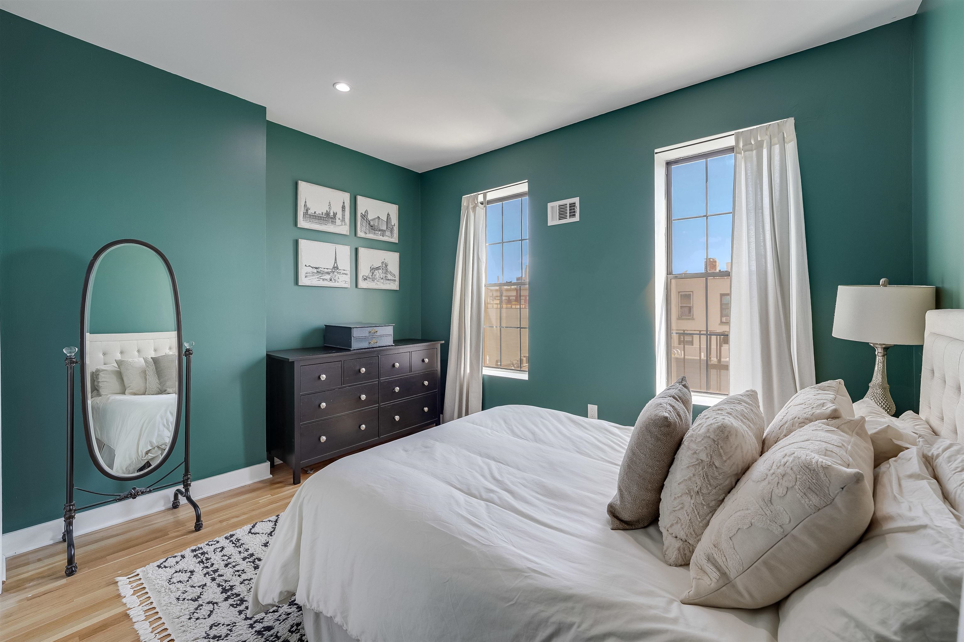 801 WILLOW AVE Unit 5R