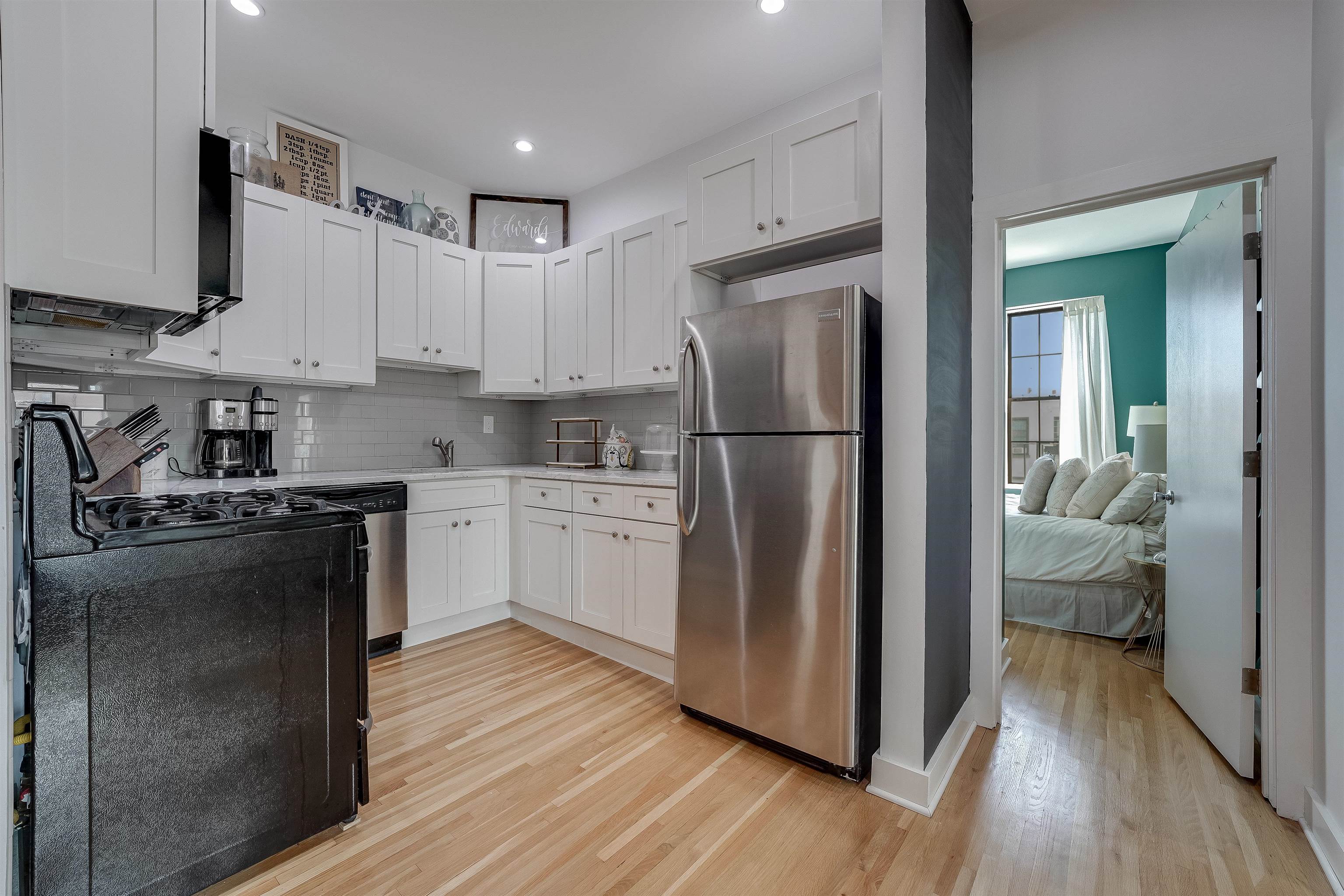 801 WILLOW AVE Unit 5R