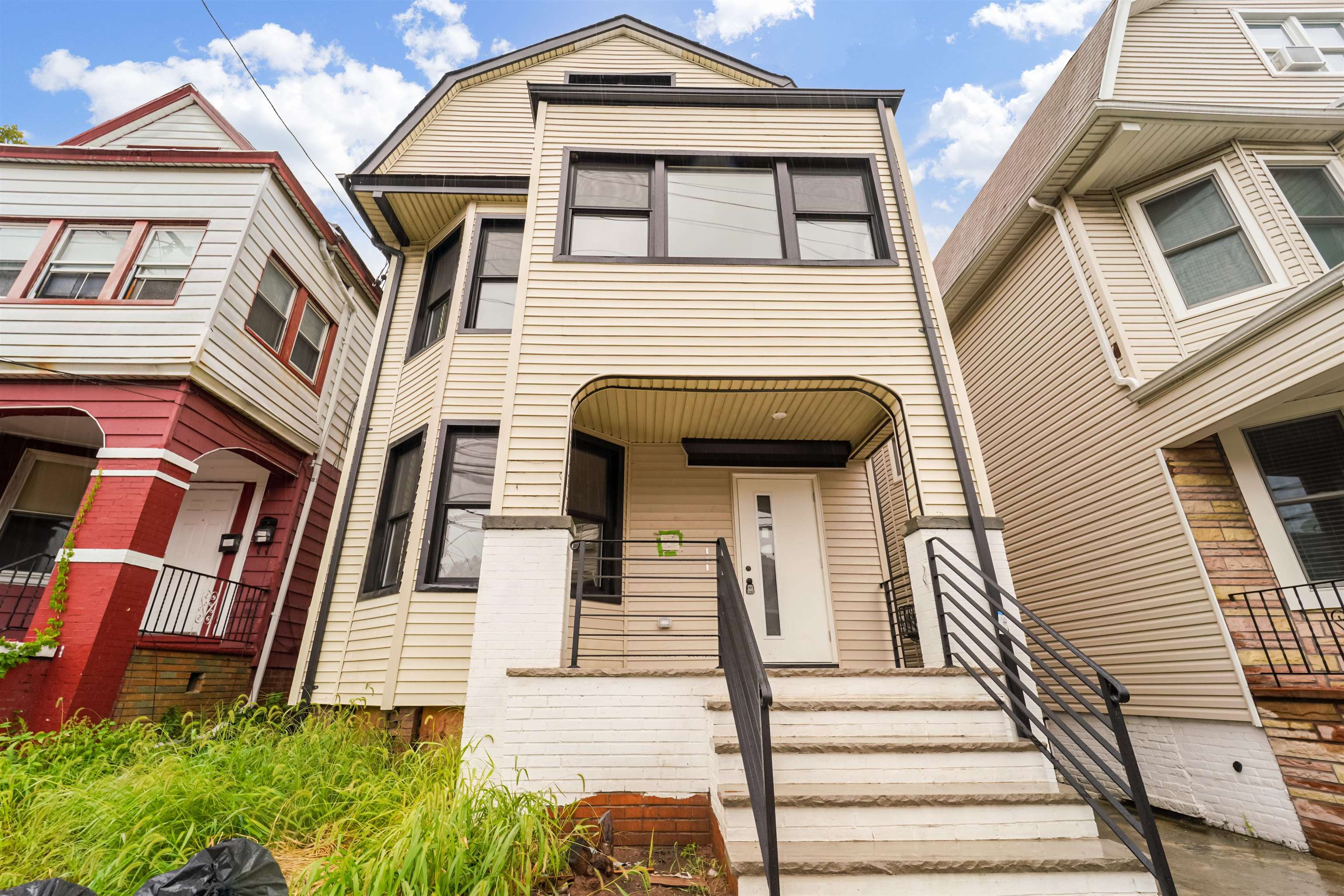 623 GARFIELD AVE