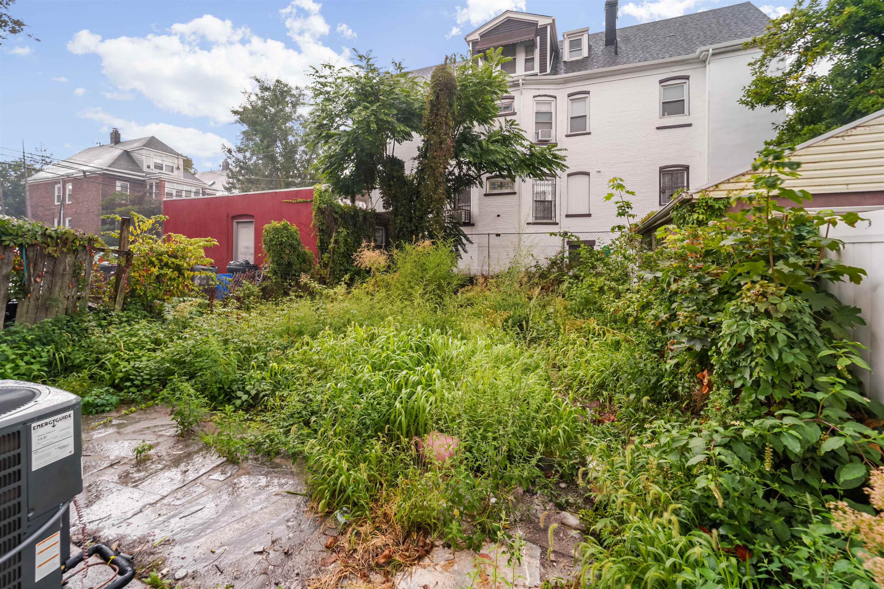623 GARFIELD AVE