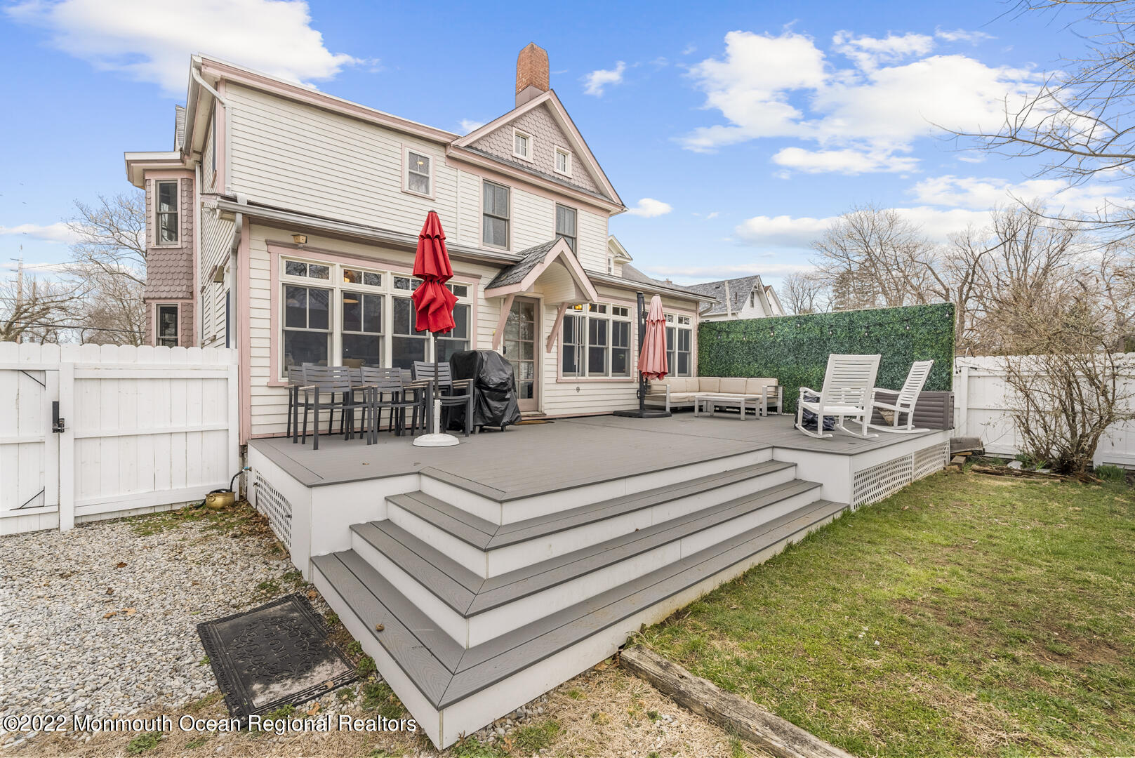 142 Branch Avenue