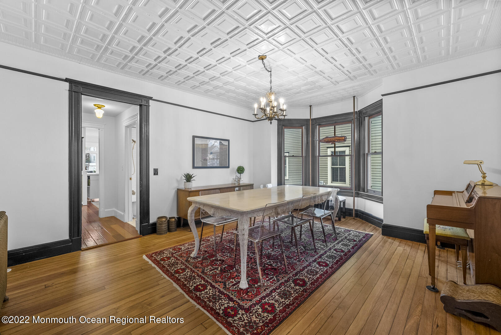 142 Branch Avenue