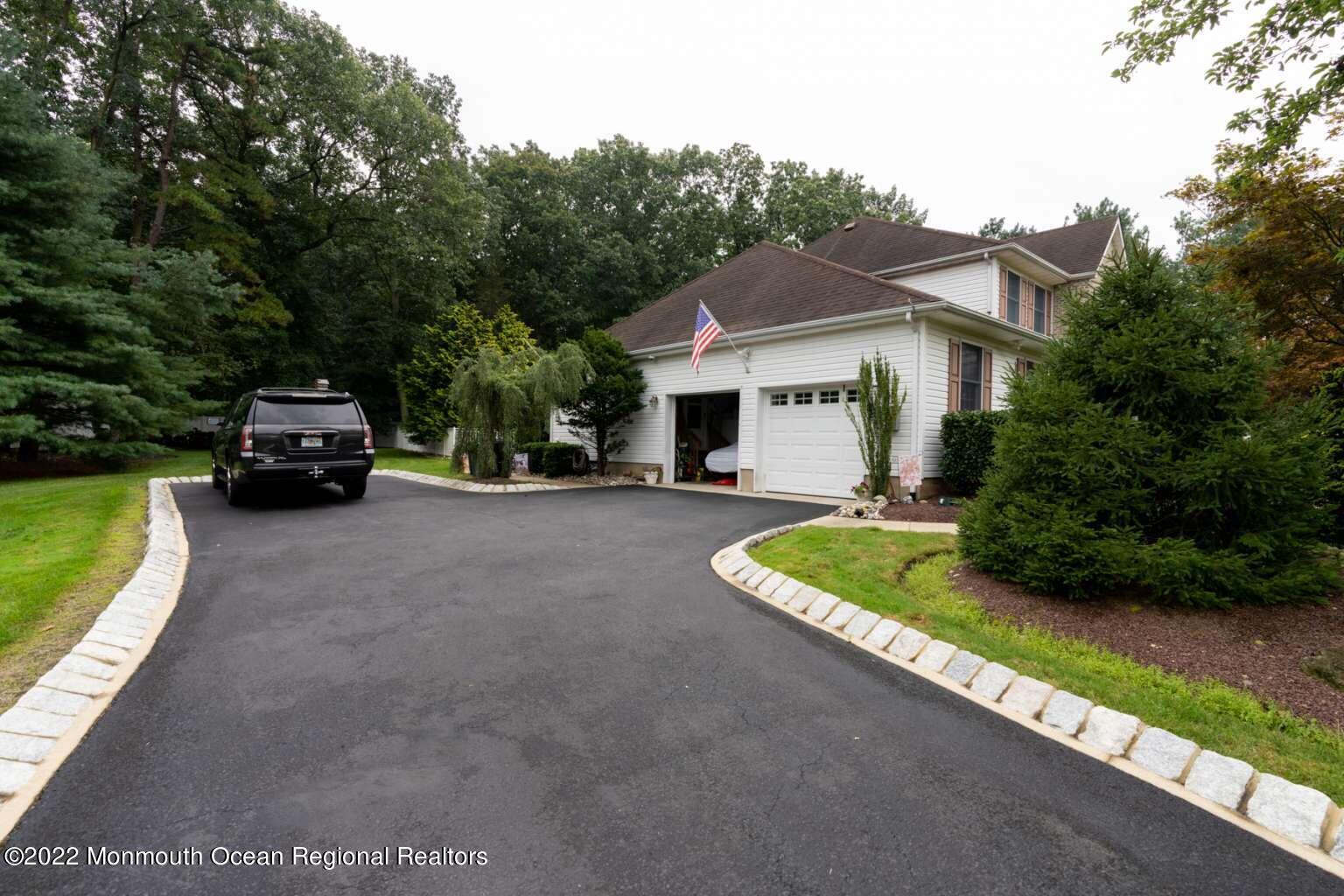141 Deer Path Lane