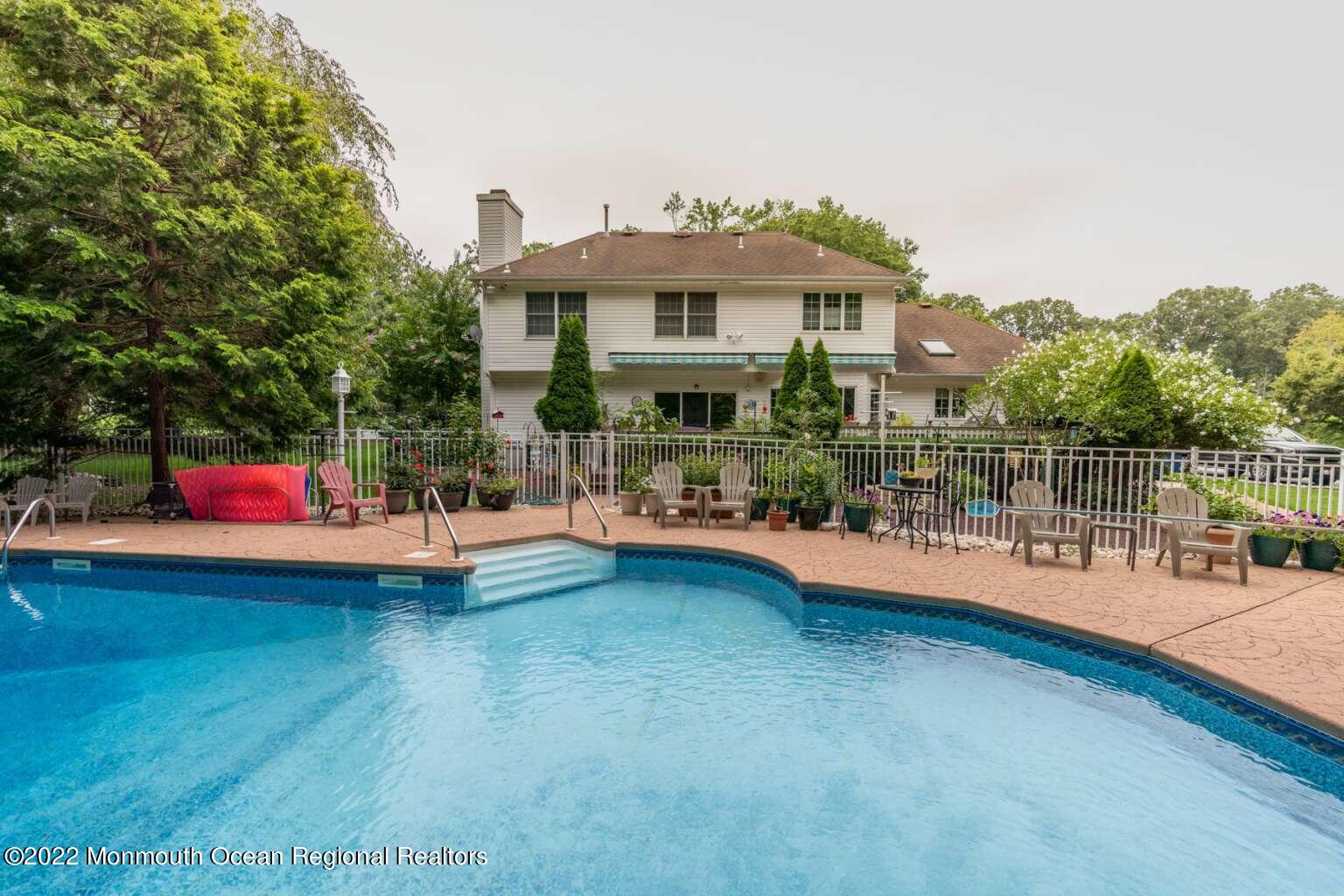 141 Deer Path Lane