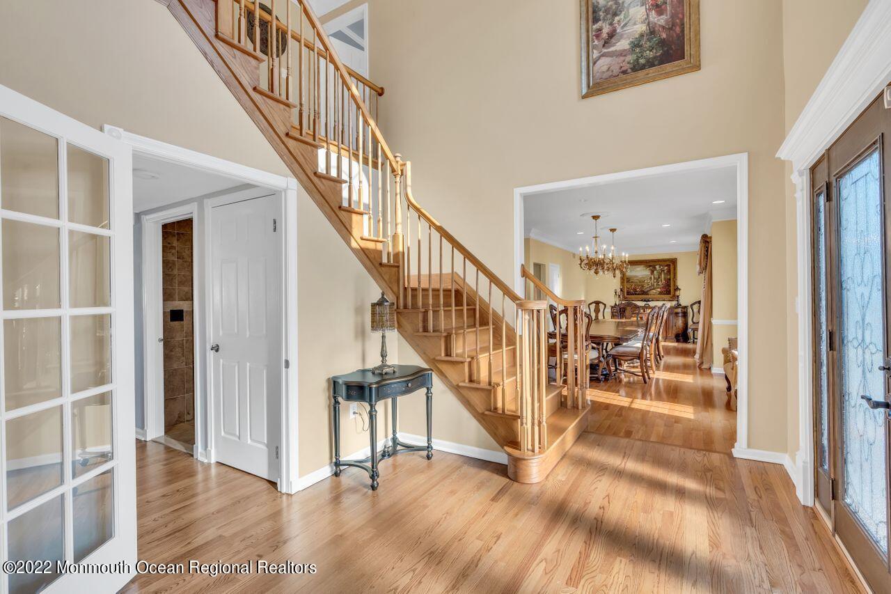 40 Round Hill Drive