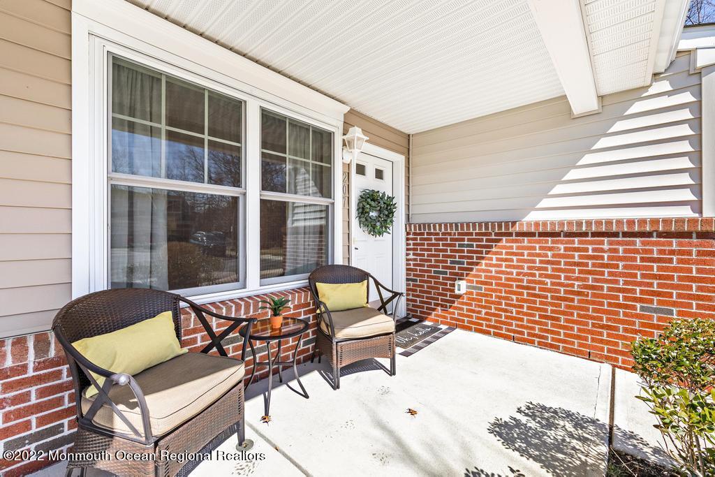 207 Harvest Way