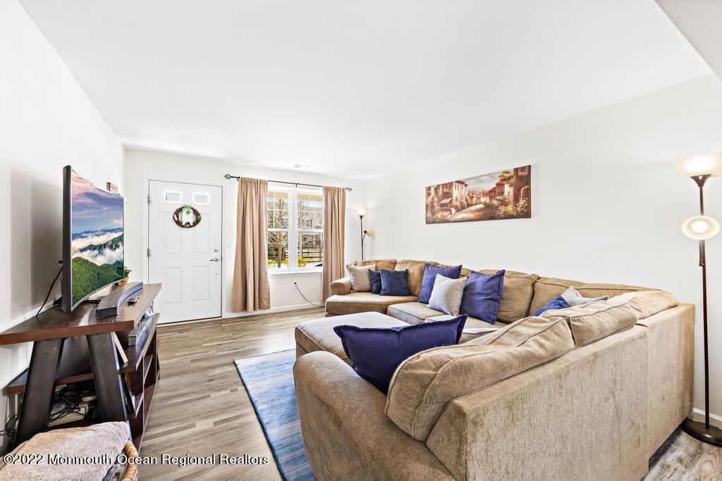 207 Harvest Way