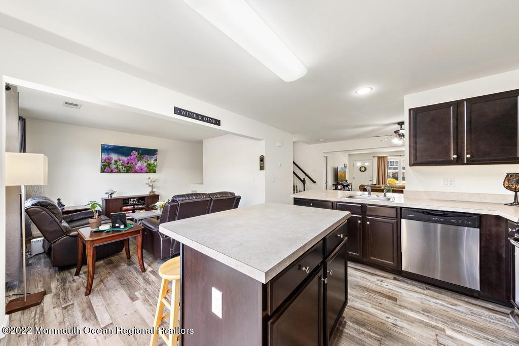 207 Harvest Way