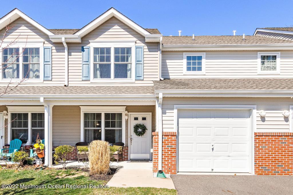 207 Harvest Way