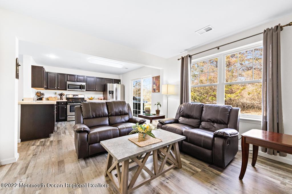 207 Harvest Way