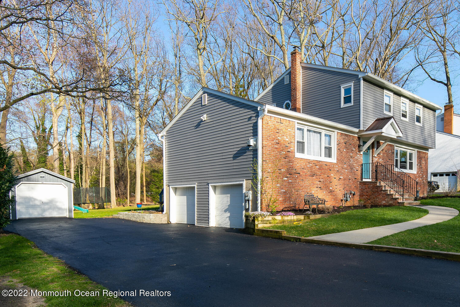 27 Lombardi Court