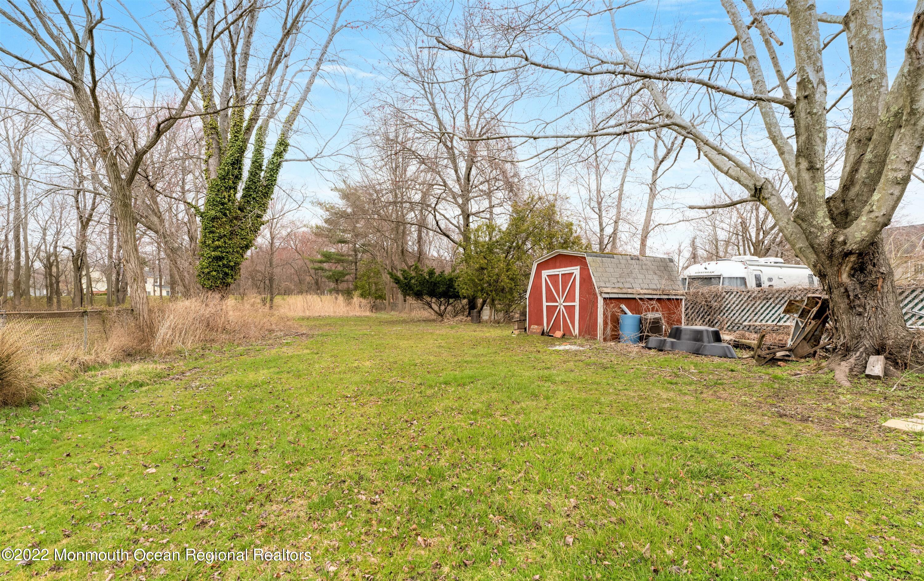 23 Briarcliff Place